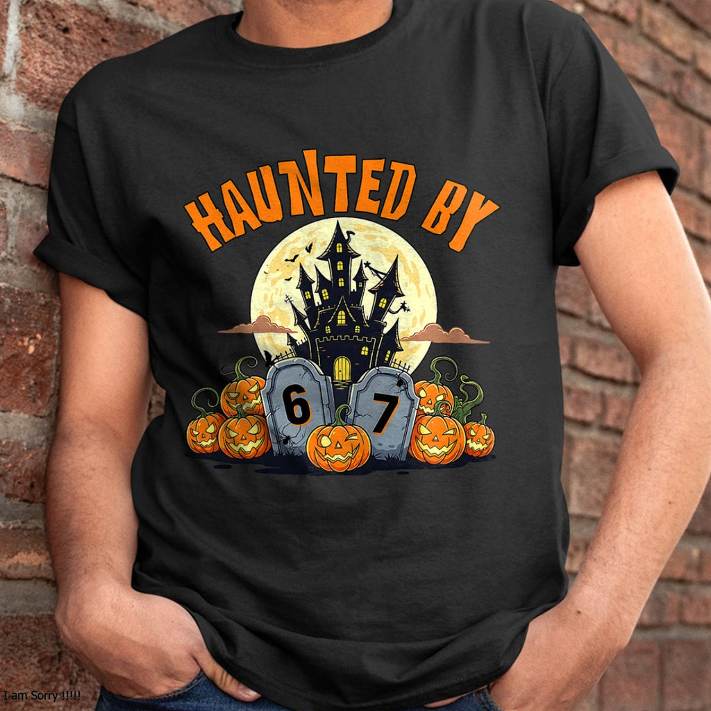 67 gracioso seis siete Gen Alpha Z Halloween 67 perseguido por 67 camiseta - Sudadera con capucha unisex de Halloween - NGHL00