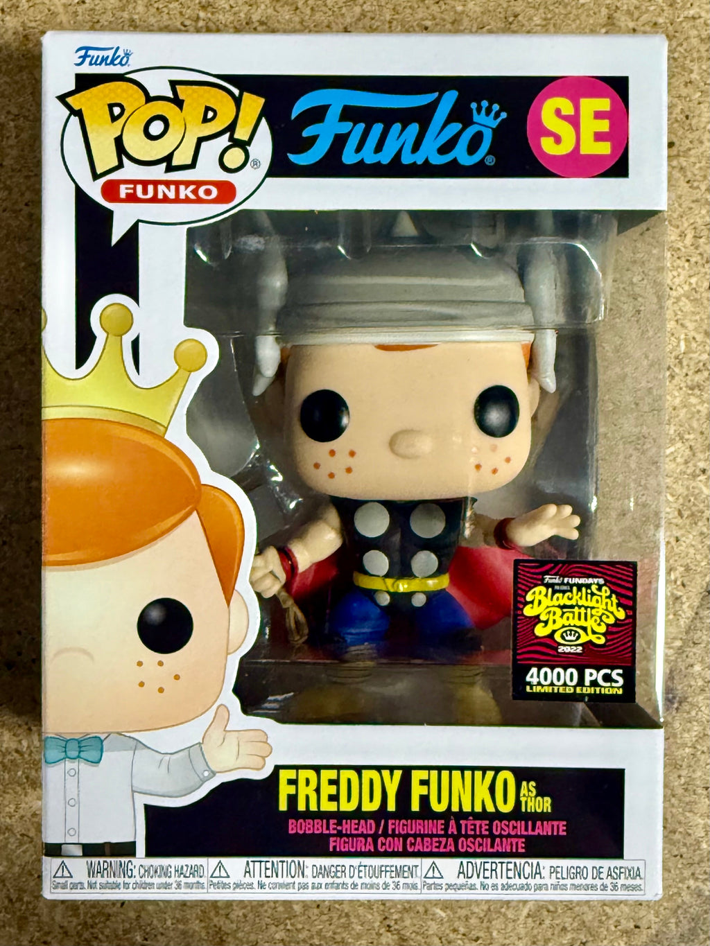 Funko Pop! Freddy como Thor Edición Especial Battle Blacklight Fundays 2022 Exclusivo LE 4000