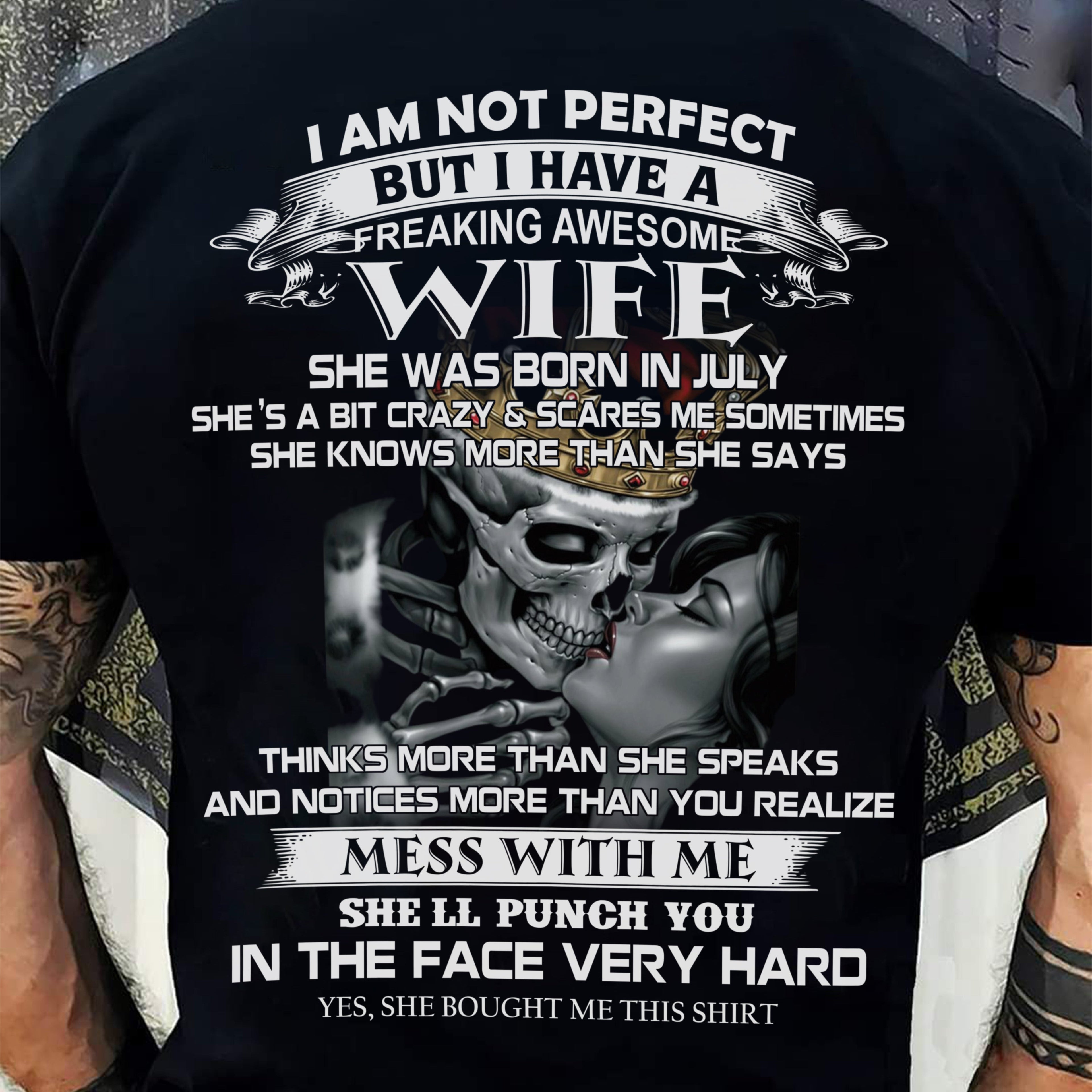 Julio - No Soy Perfecto Pero Tengo Una Esposa J***damente Increíble - Regalo De Esposa Para Esposo - NGHL07 (SKU06-34-07)