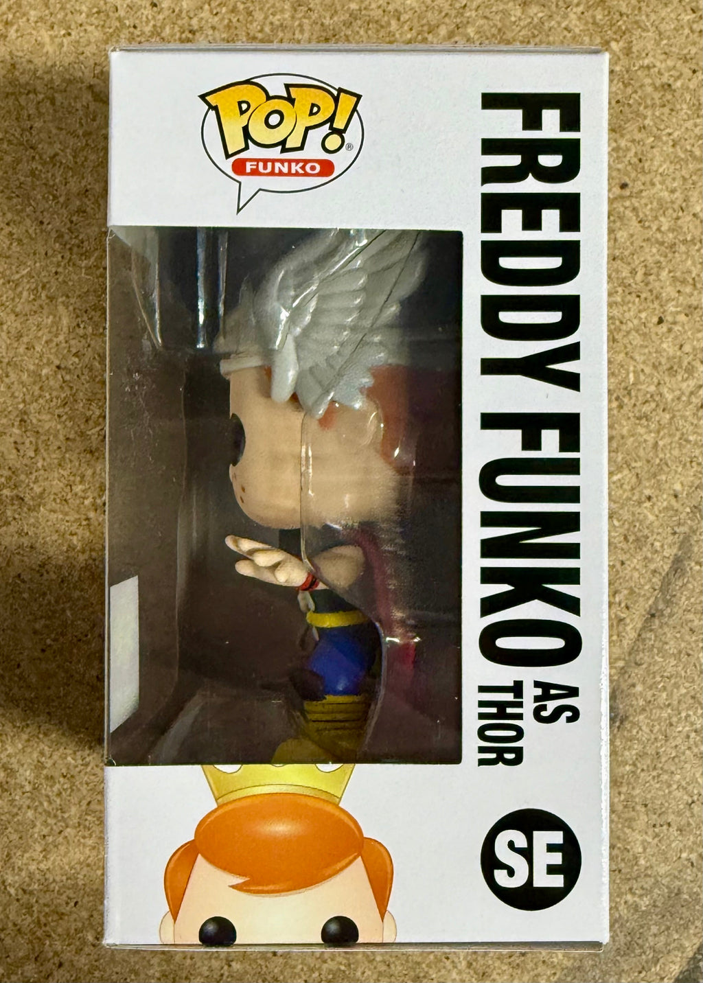 Funko Pop! Freddy como Thor Edición Especial Battle Blacklight Fundays 2022 Exclusivo LE 4000