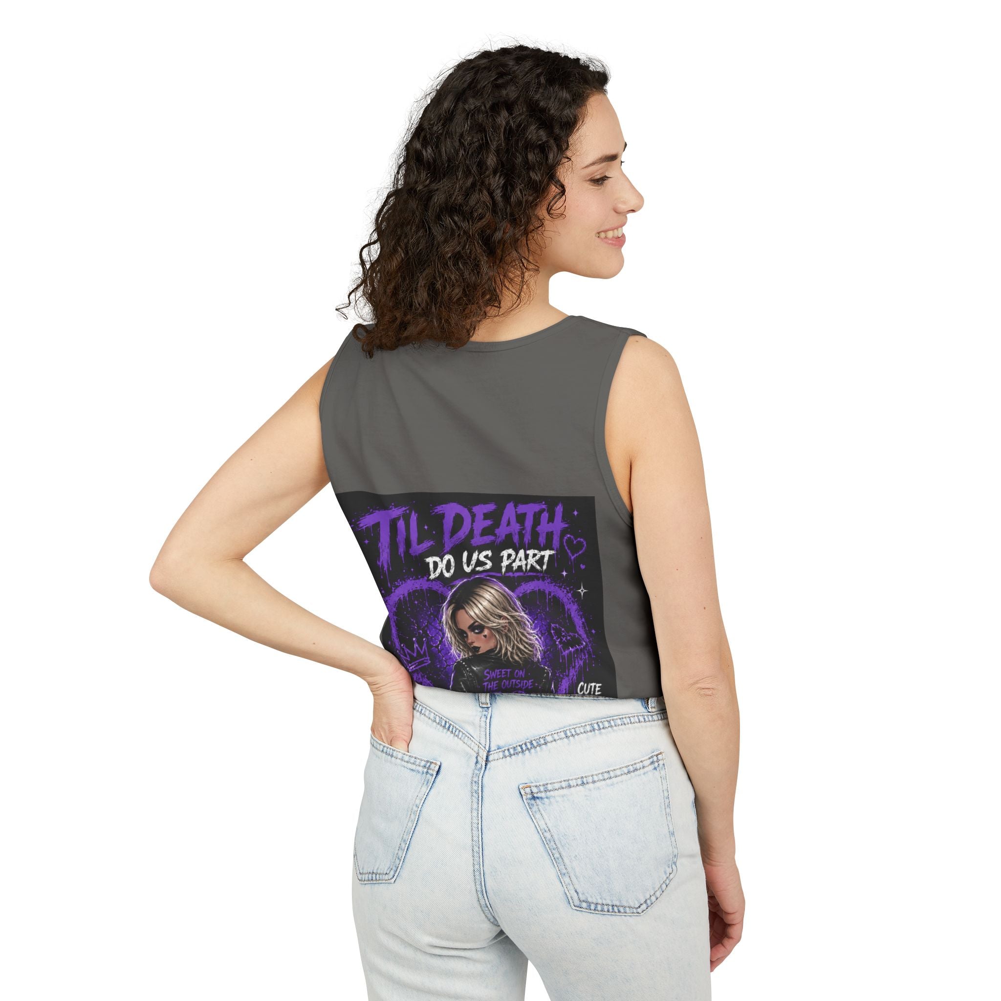 Camiseta sin mangas estampada — Ilustración gótica "Bastante peligrosa / Linda pero maldita"