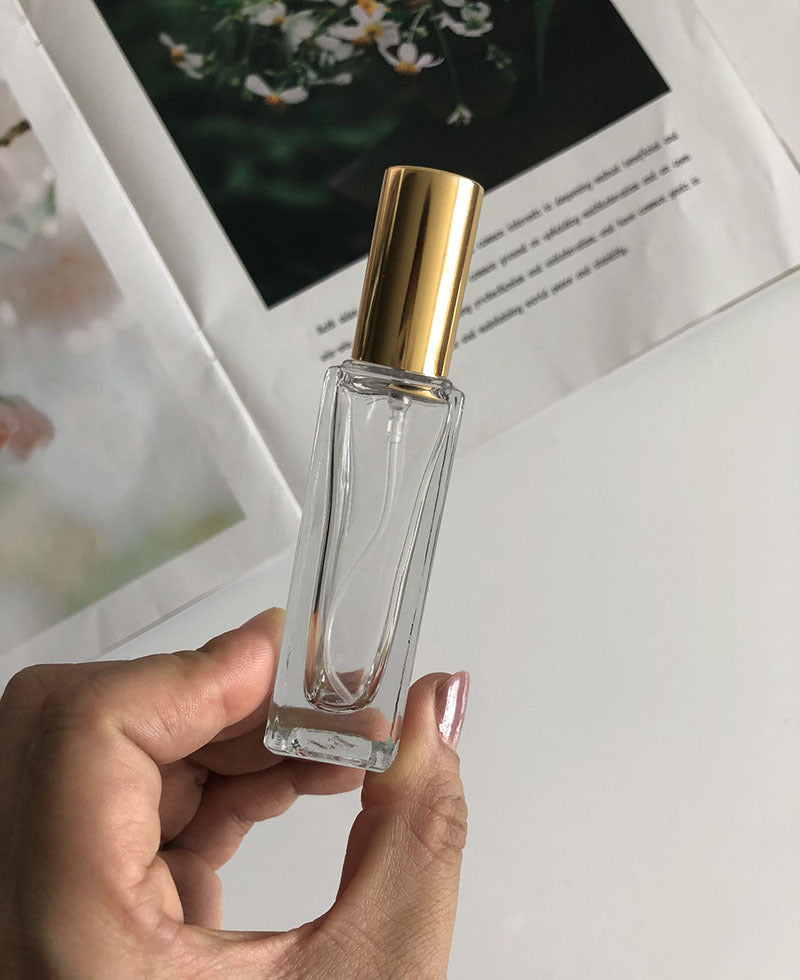 Pulverizador de Perfume de Cristal Rellenable de 10 ml – Tamaño Viaje
