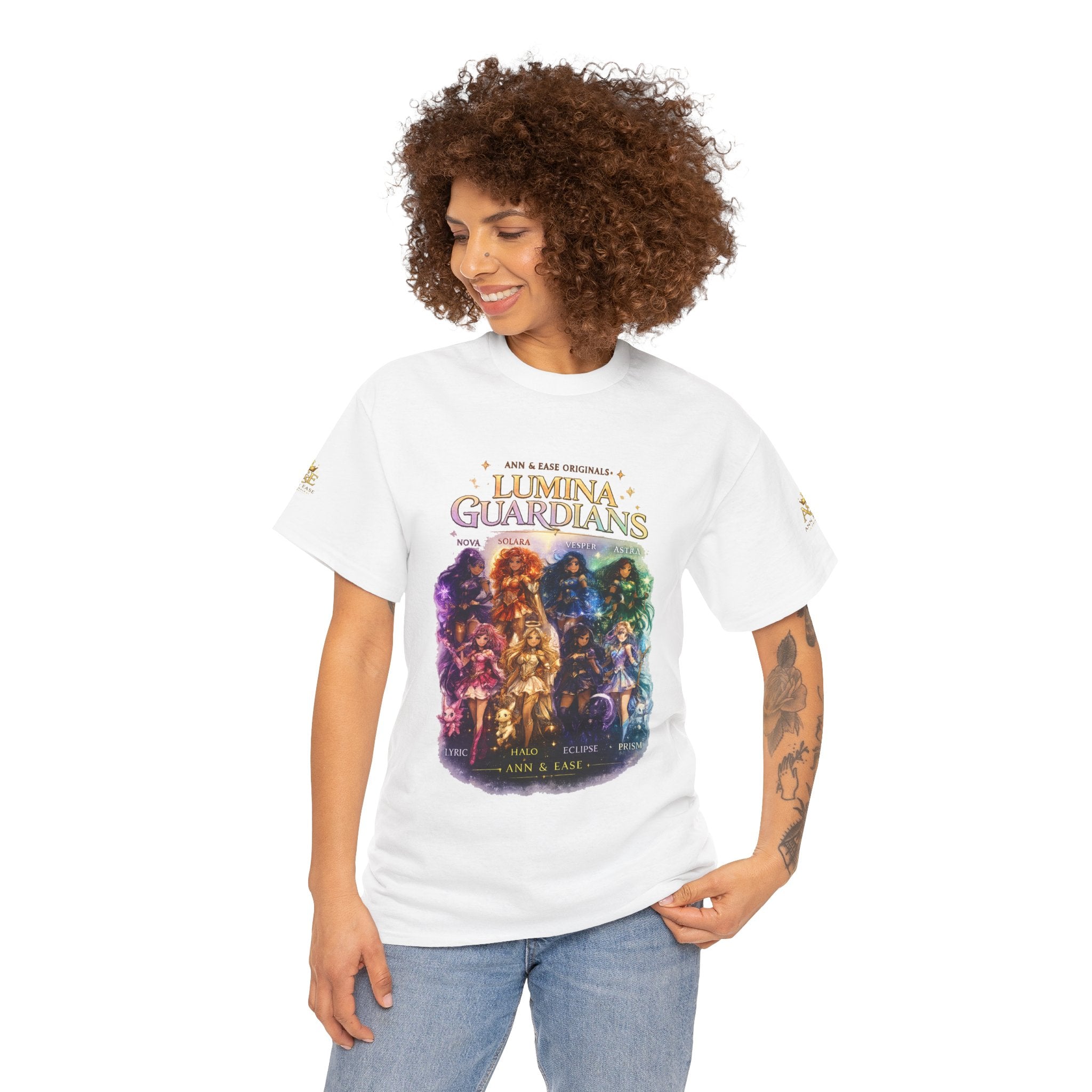 Camiseta gráfica Lumina Guardians — Camiseta con diseño de póster de personaje de fantasía a todo color