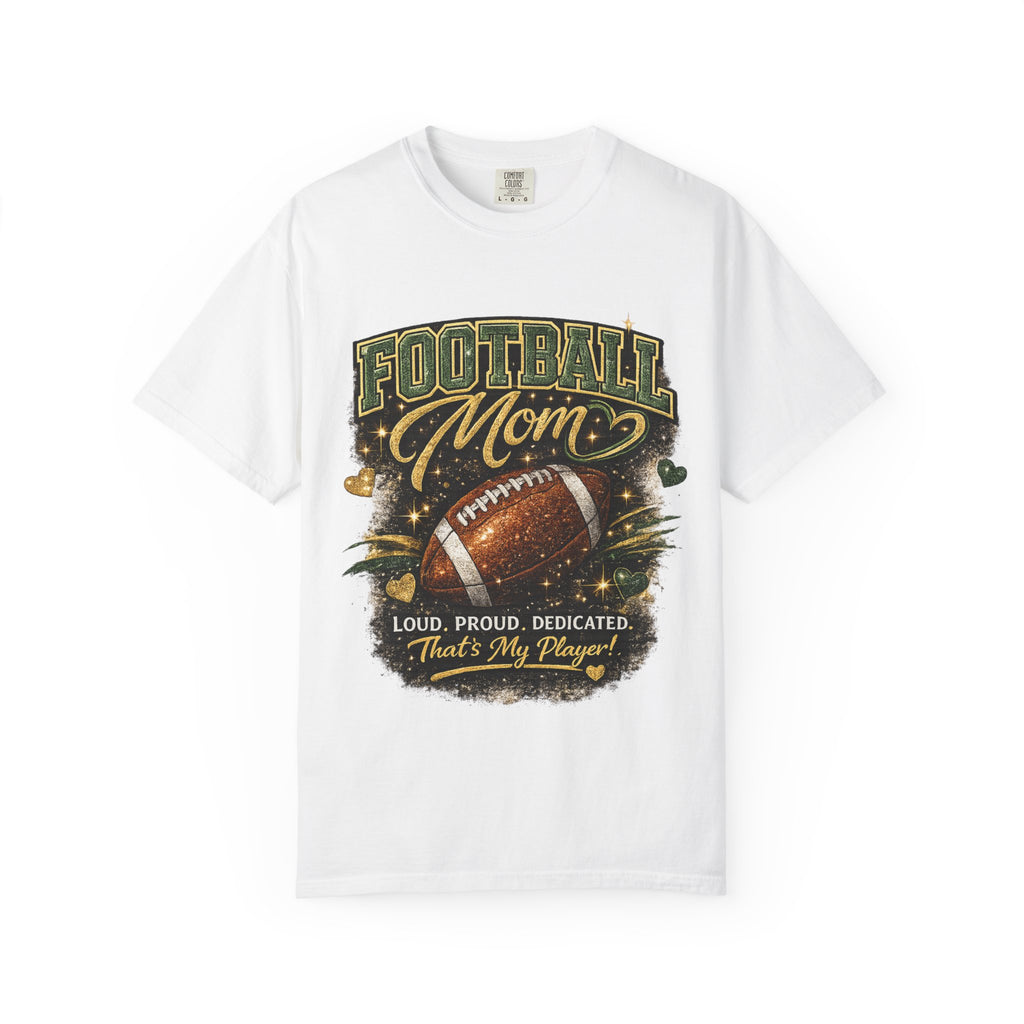 Camiseta de mamá de fútbol — Regalo de mamá de fútbol ruidosa, orgullosa y dedicada