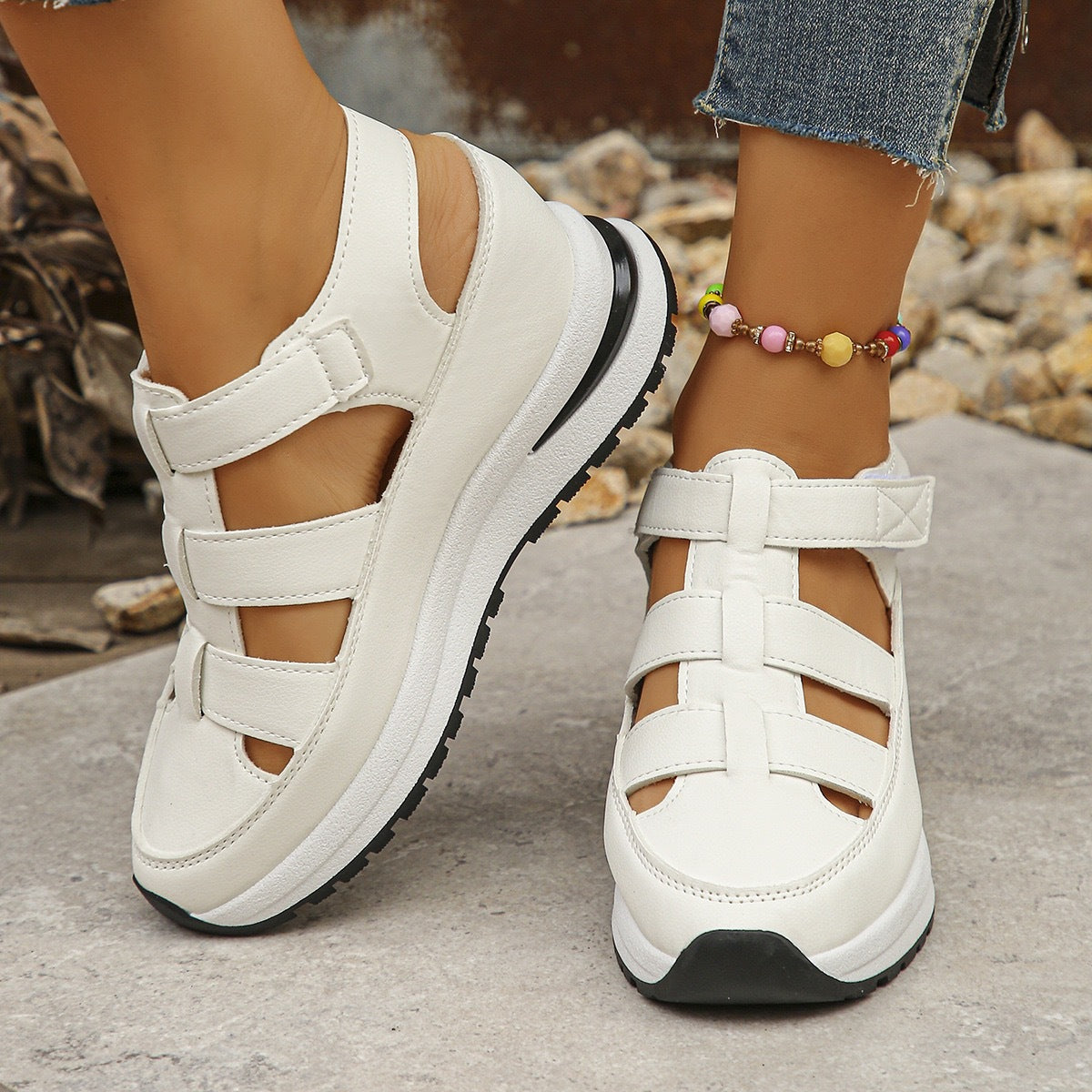 Women's Hollow Wedge Shoes