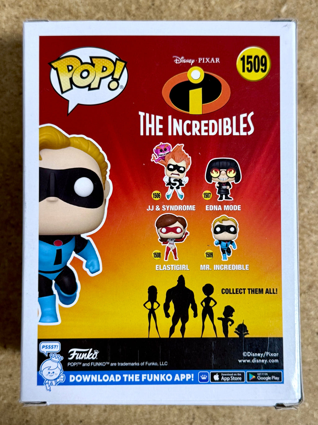 Craig T. Nelson firmó Funko Pop! #1509 de Mr. Increíble de Disney con COA de JSA