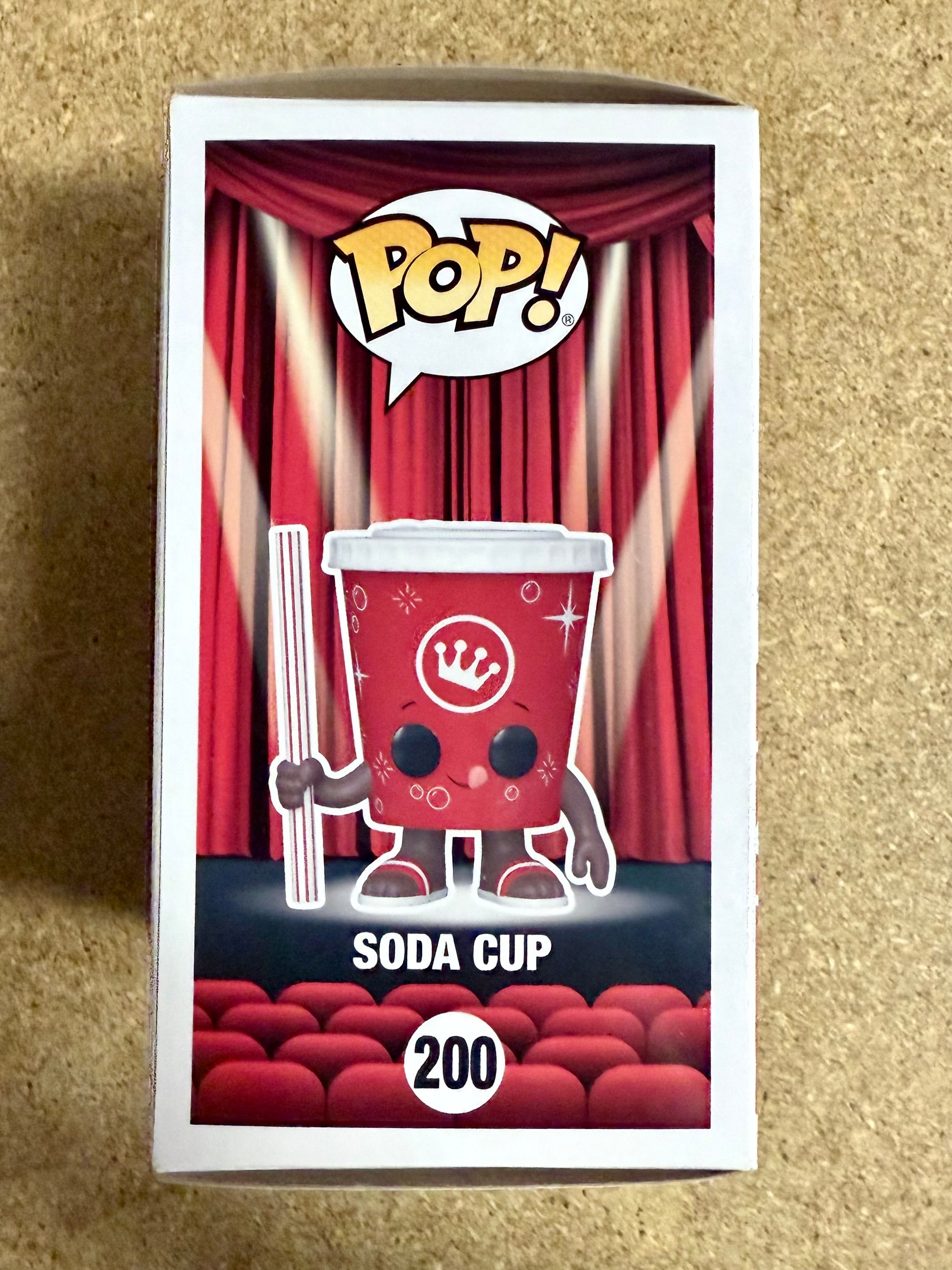 Geena Davis Funko Pop! firmado Vaso de refresco de cine n.º 200 con certificado JSA