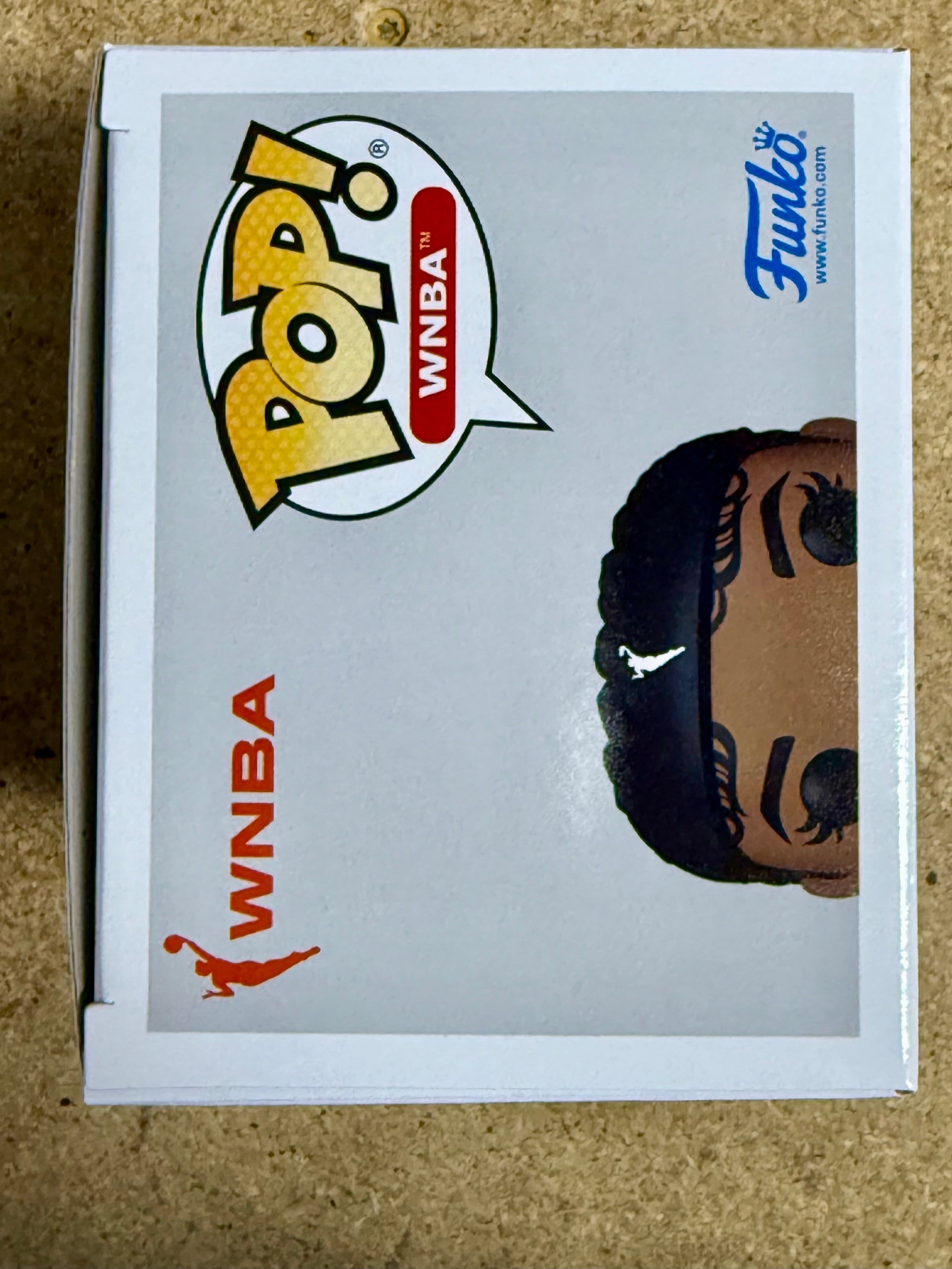 Funko Pop! Baloncesto Angel Reese #04 WNBA Chicago Sky LSU Bayou Barbie