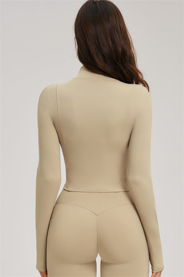 El conjunto de 3 piezas Sizzle Zip Jacket Sports Bra Flared Leggings