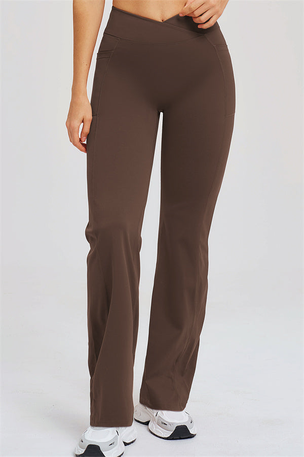 El conjunto de 3 piezas Sizzle Zip Jacket Sports Bra Flared Leggings