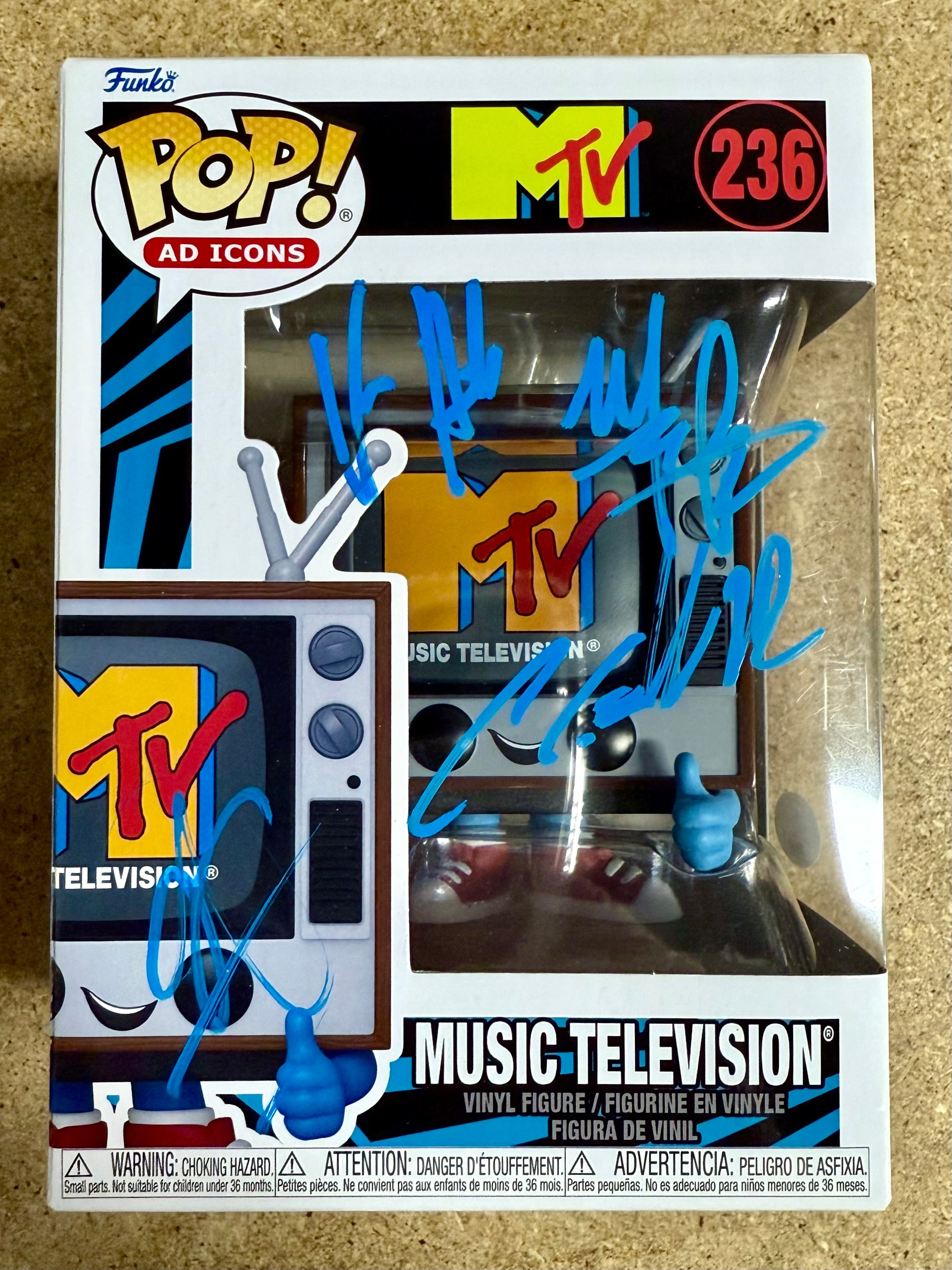 Sevendust banda completa 2025 firmada MTV Funko Pop #236 con certificado de autenticidad de JSA