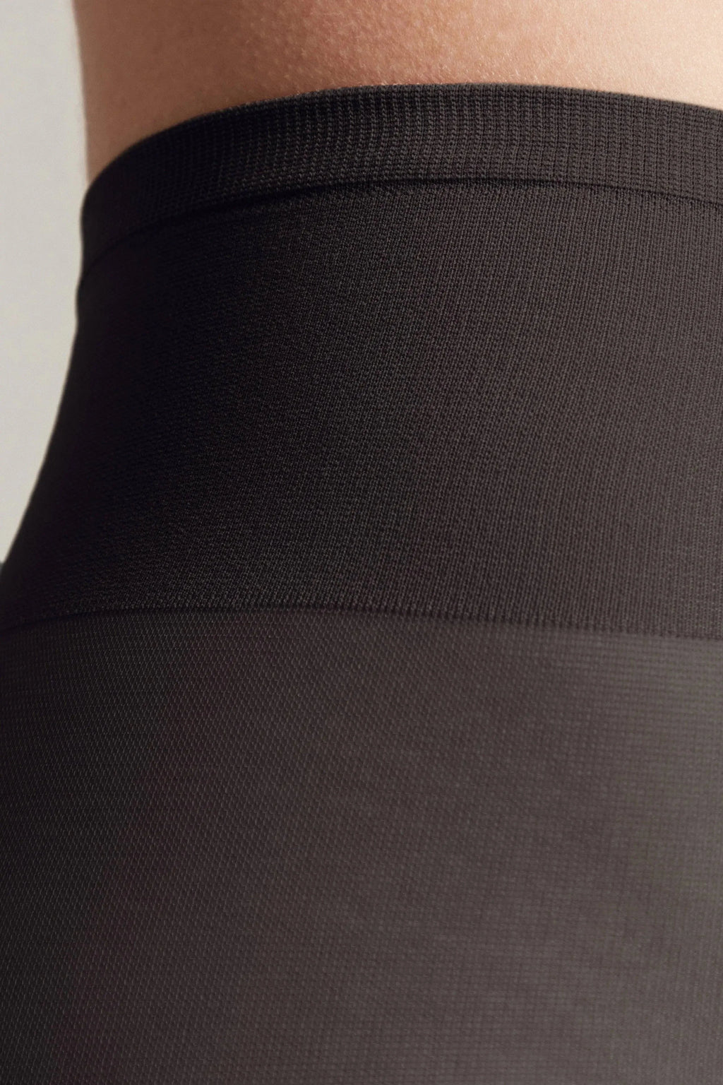 Medias Conte Top Soft 40 Den - Ajuste Regulable para Pieles Sensibles