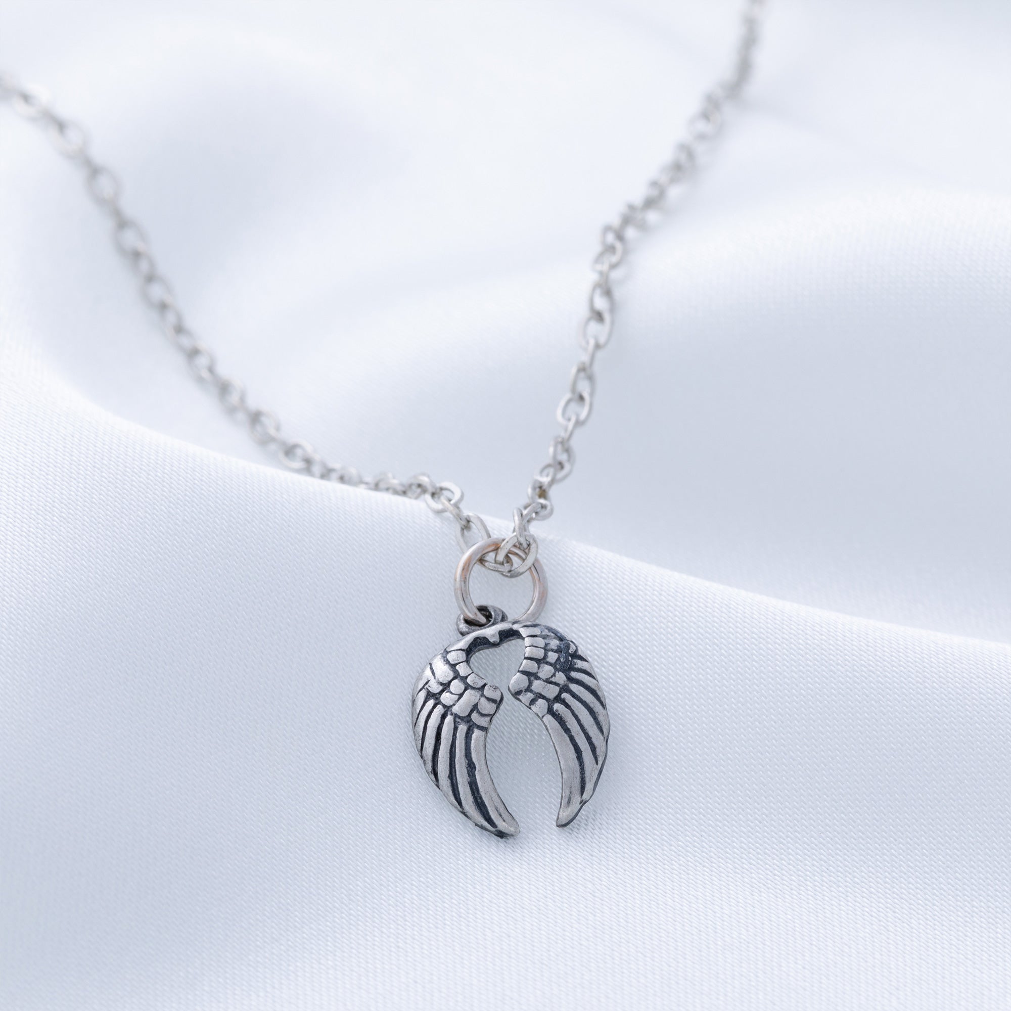 Collar Ángeles Entre Nosotros