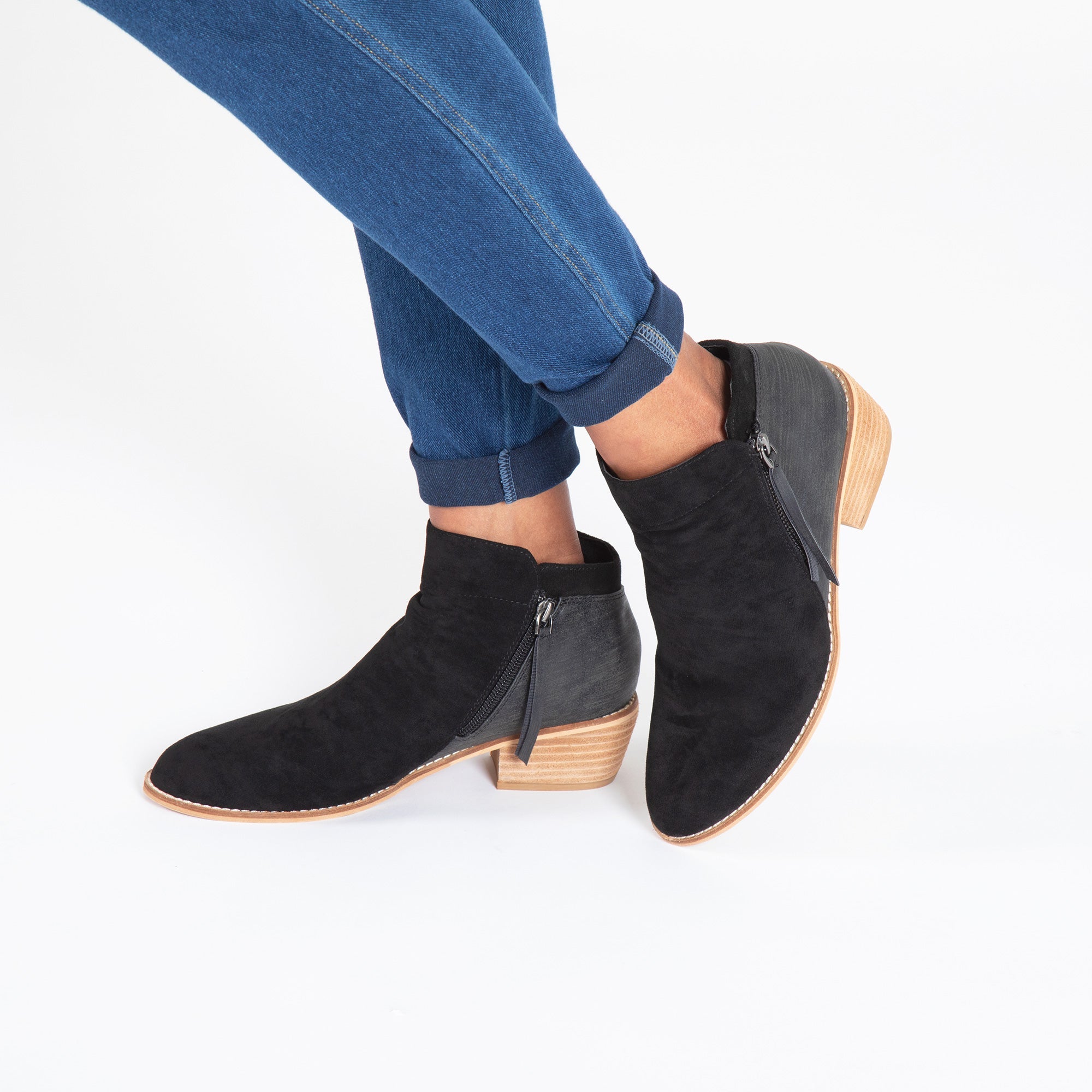 Botines Corkys Butternut con cremallera lateral