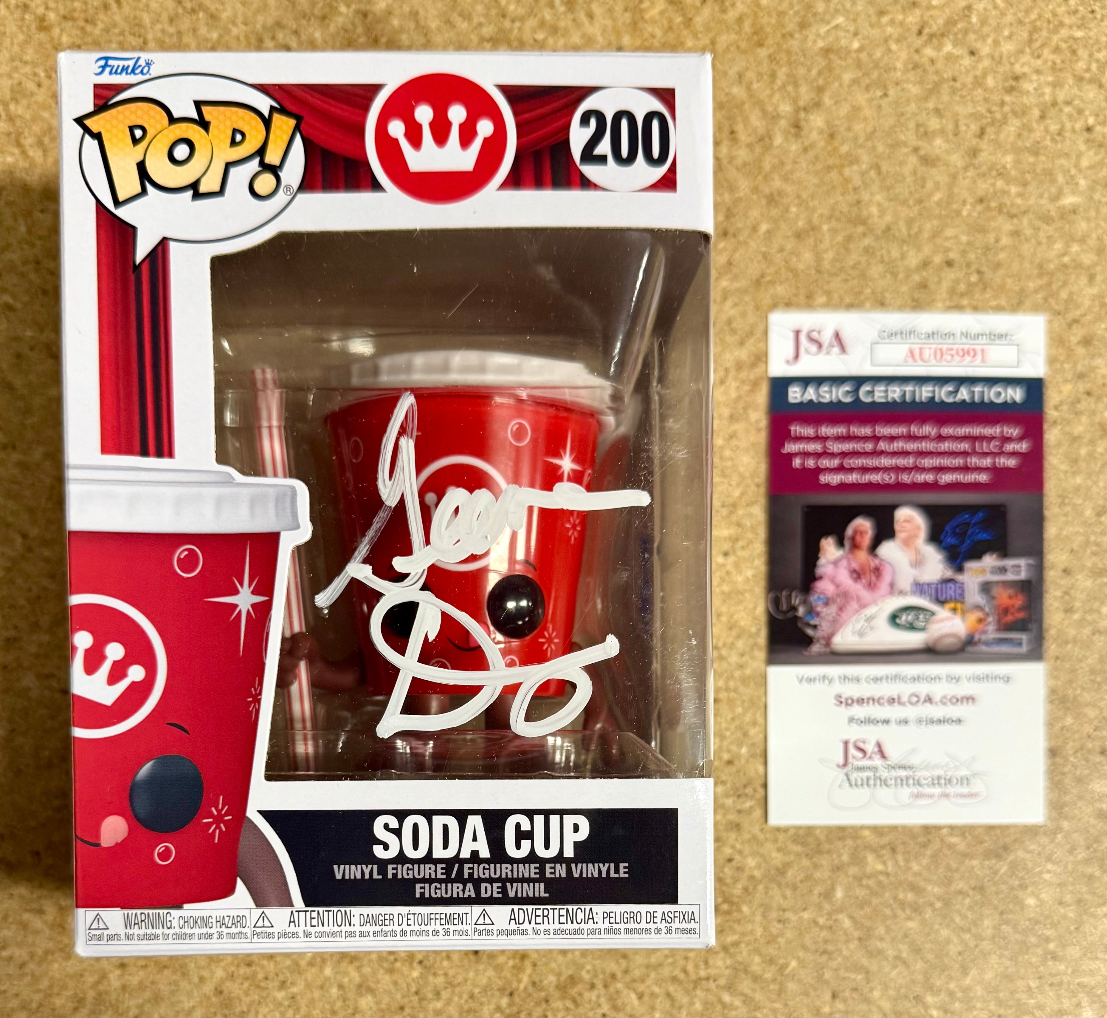 Geena Davis Funko Pop! firmado Vaso de refresco de cine n.º 200 con certificado JSA