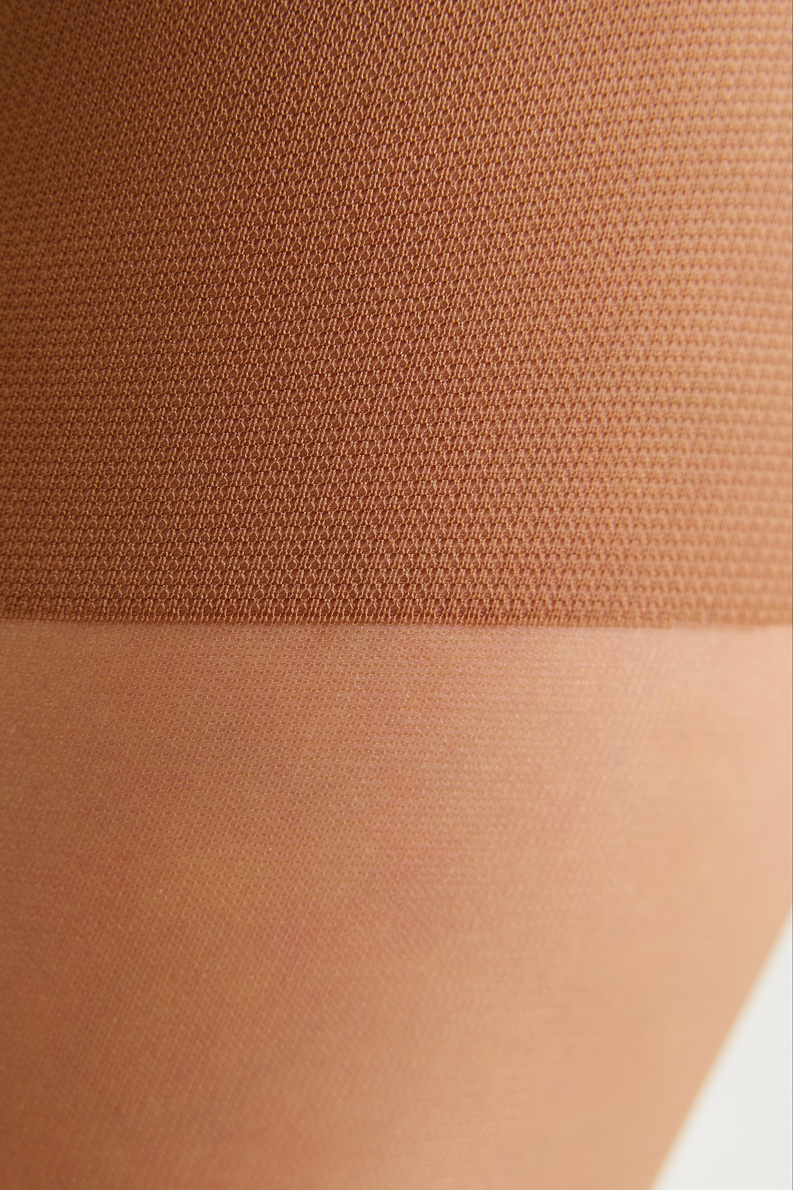 Medias Conte Active Soft 40 Denier - Soporte con efecto moldeador y Vitamina E