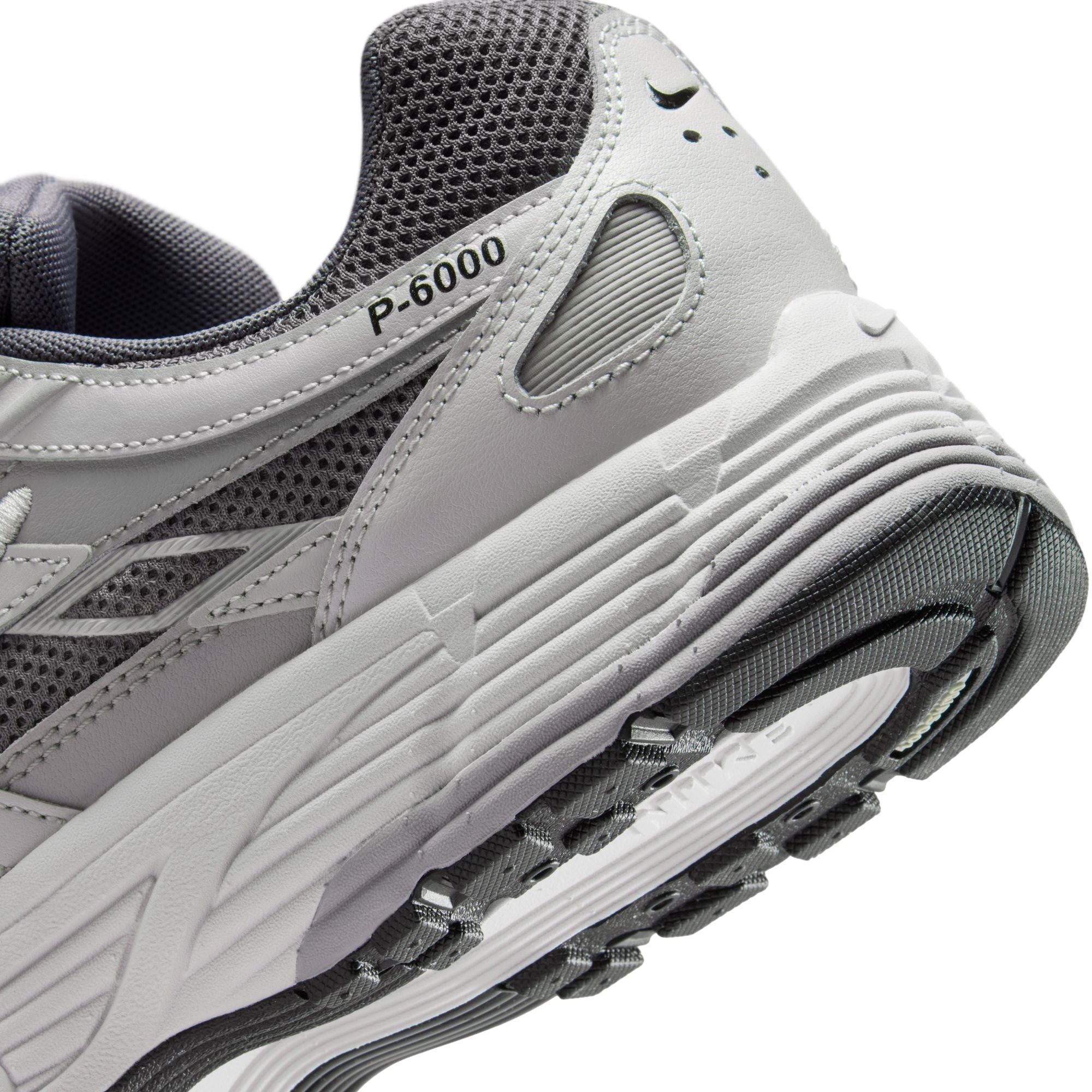Nike P-6000 para hombre - Gris atmosférico