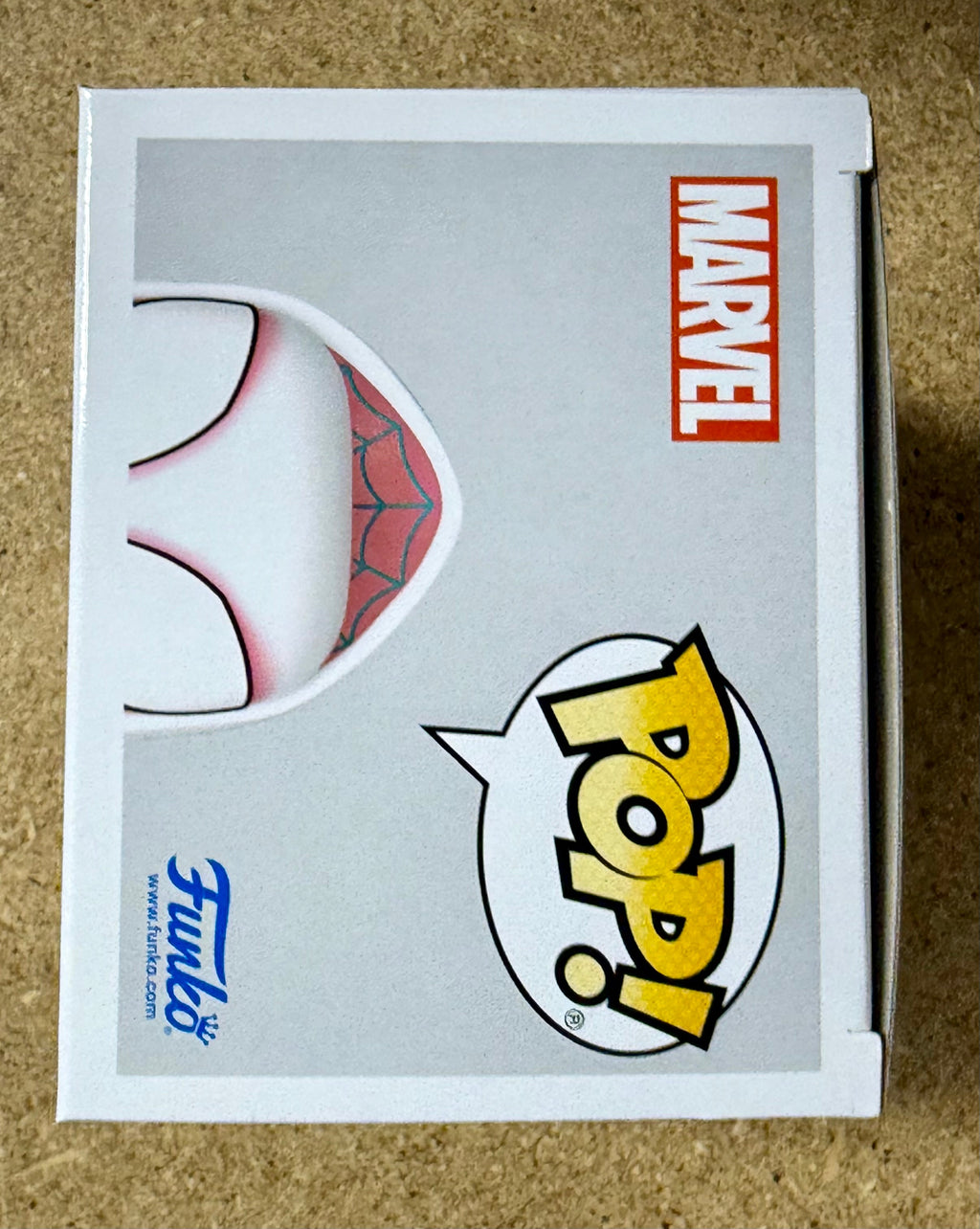 Funko Pop! Marvel Spider-Gwen Colgando #1479 Across The Spider-Verse 2025 Exclusivo
