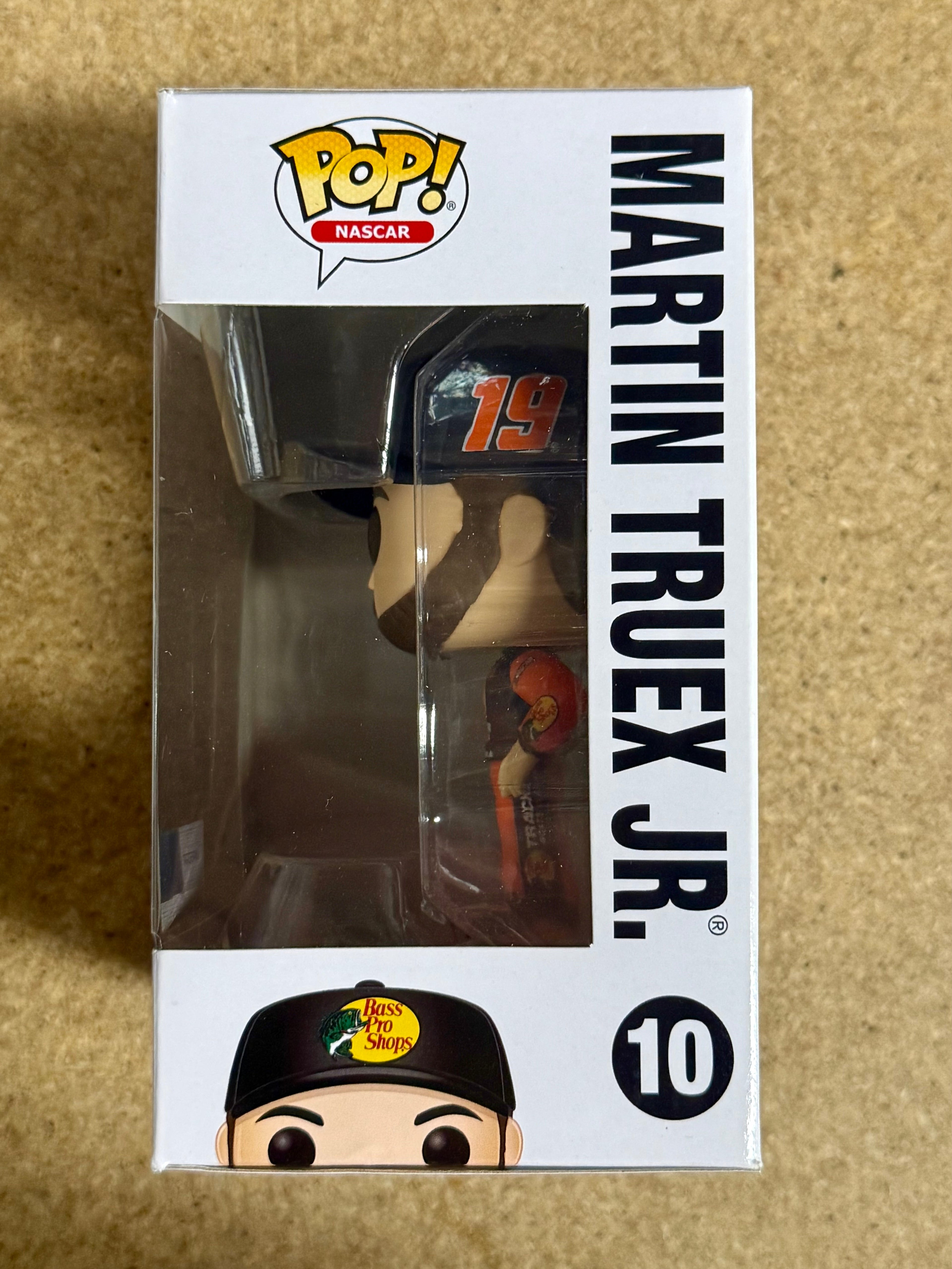 Funko Pop! NASCAR Martin Truex Jr. #10 Piloto de carreras Bass Pro Shop 2020