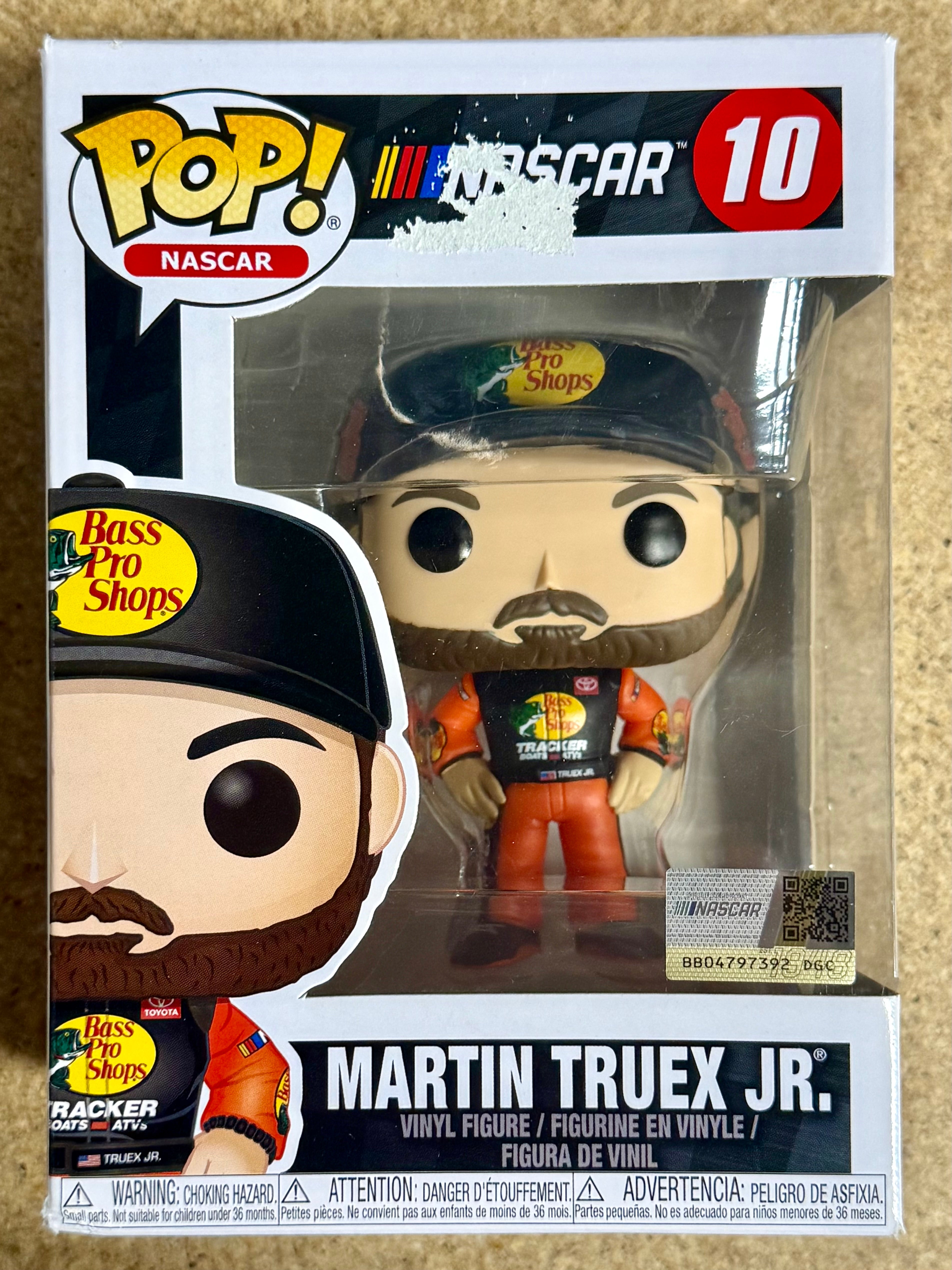 Funko Pop! NASCAR Martin Truex Jr. #10 Piloto de carreras Bass Pro Shop 2020