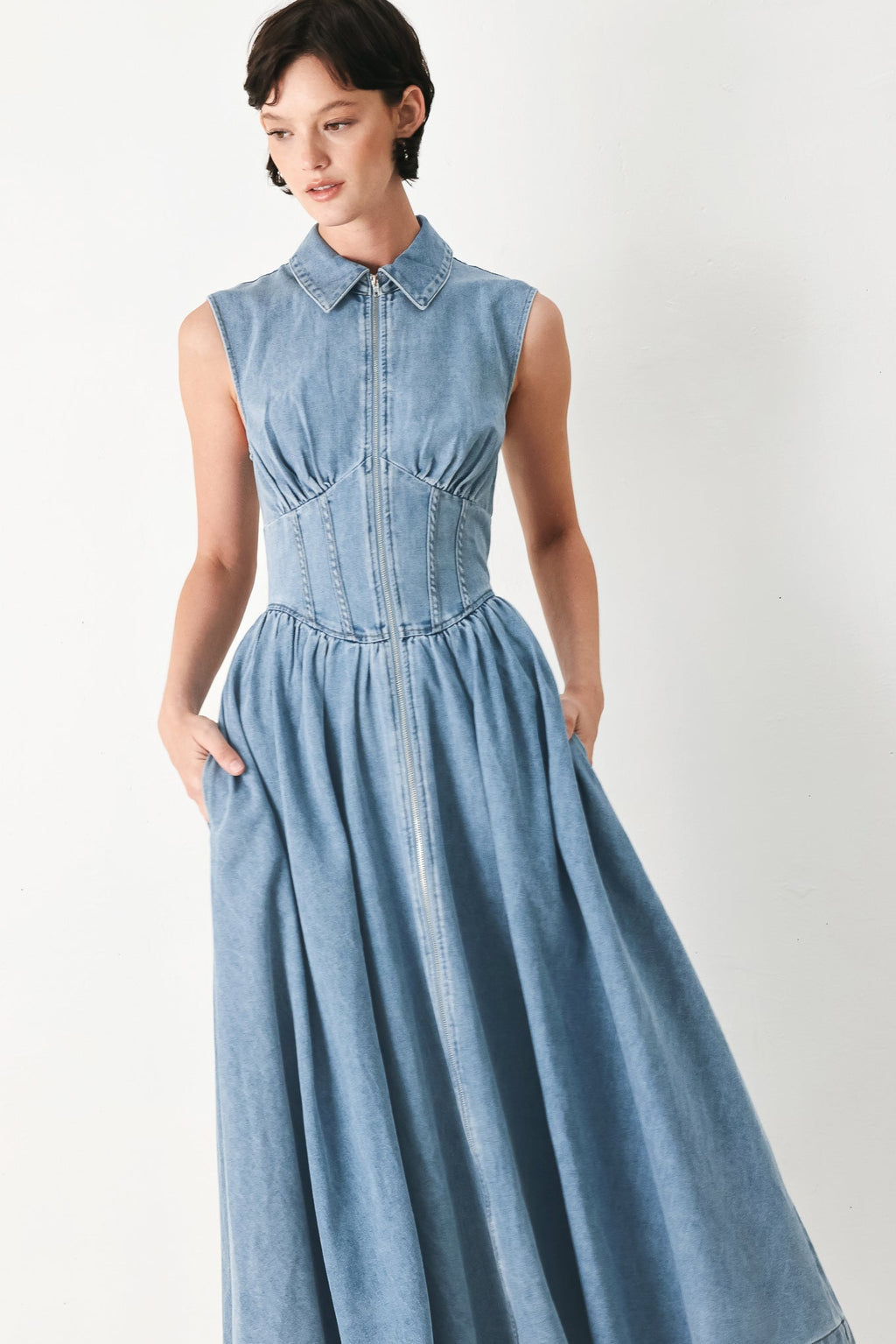 VESTIDO MIDI VAQUERO DE PASEO DOMINICAL