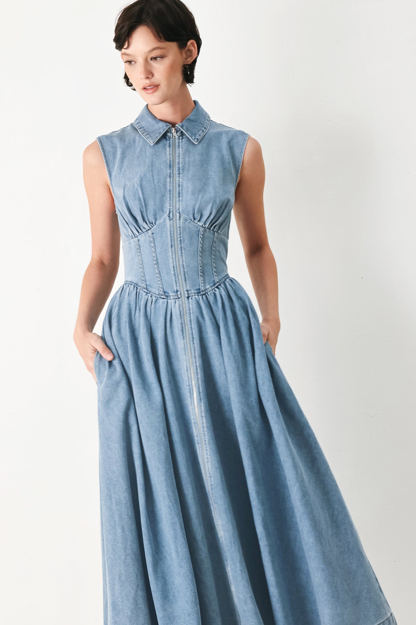 VESTIDO MIDI VAQUERO DE PASEO DOMINICAL