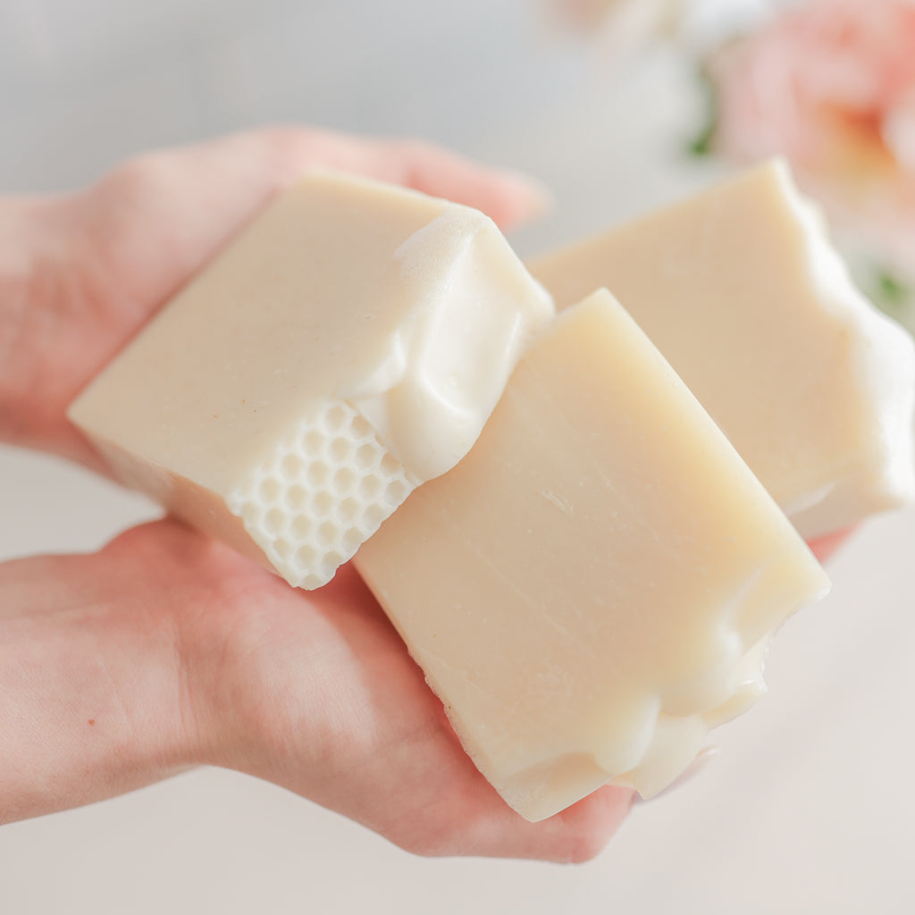 Trío de Jabones Artesanales sin Fragancia de Sebo + Leche de Cabra