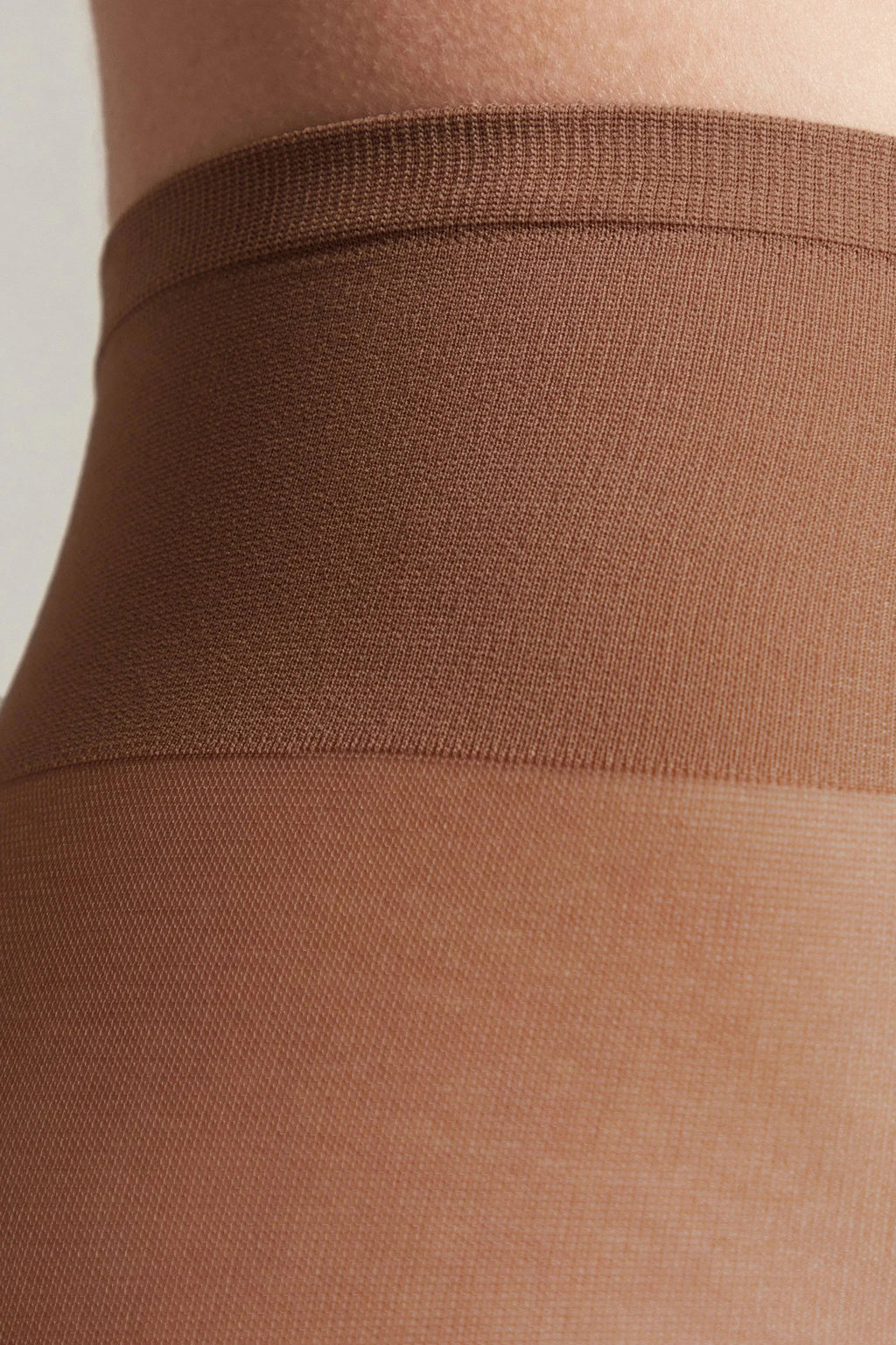 Medias Conte Top Soft 40 Den - Ajuste Regulable para Pieles Sensibles
