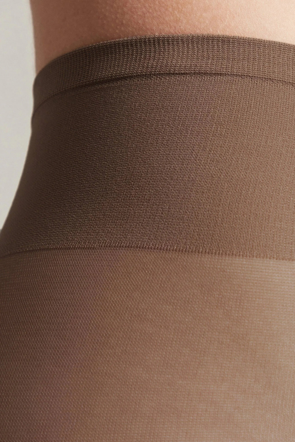 Medias Conte Top Soft 40 Den - Ajuste Regulable para Pieles Sensibles
