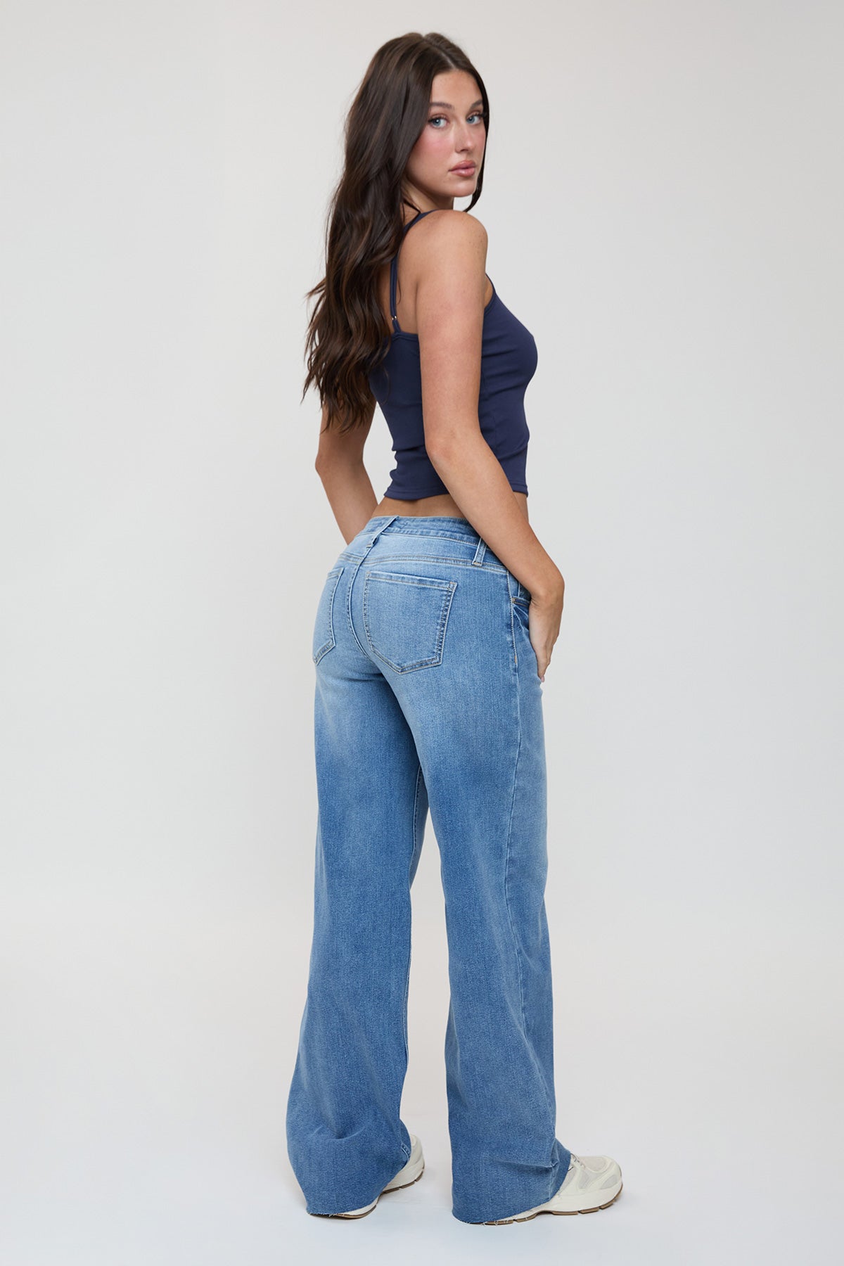 Women's Low Rise Wide Leg Jeans