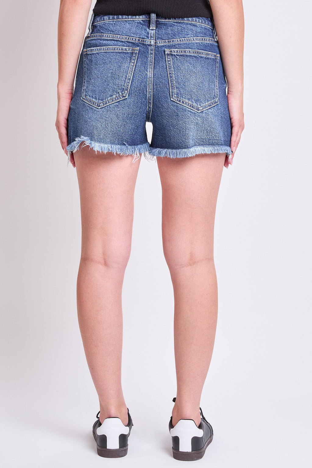 Shorts de tiro alto con bajo deshilachado para mujer