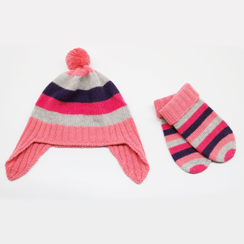 GORRO DE BEBÉ A RAYAS CON OREJERAS Y POMPÓN