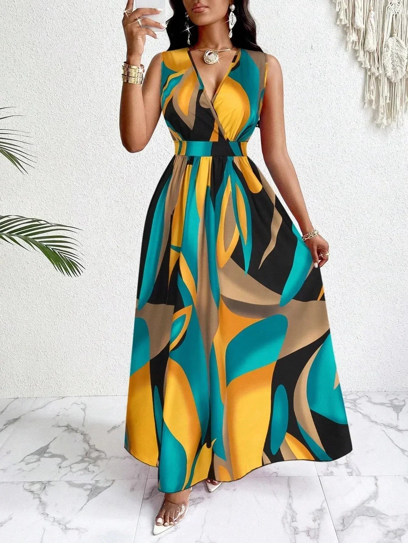 Vestido largo sin mangas con cuello de pico y estampados abstractos para mujer - ideal para la playa y ocasiones informales