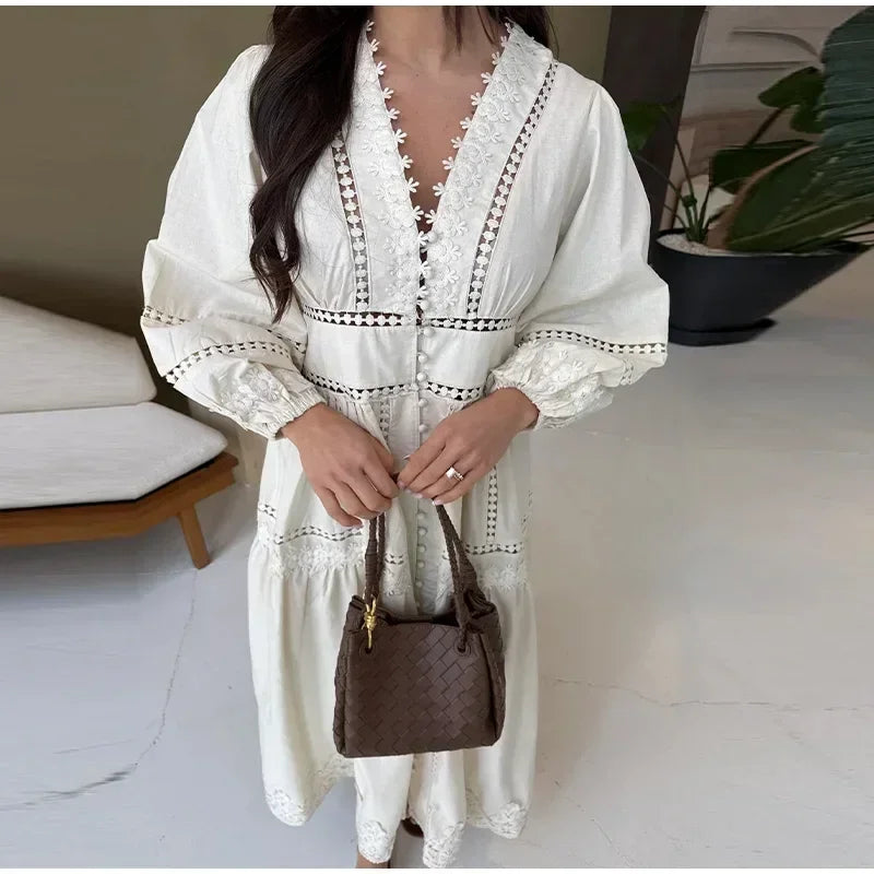 Elegante vestido de encaje calado, patchwork, para mujer, color sólido, cuello en V, manga larga farol, vestidos holgados, vacaciones de primavera 2025, túnicas para dama