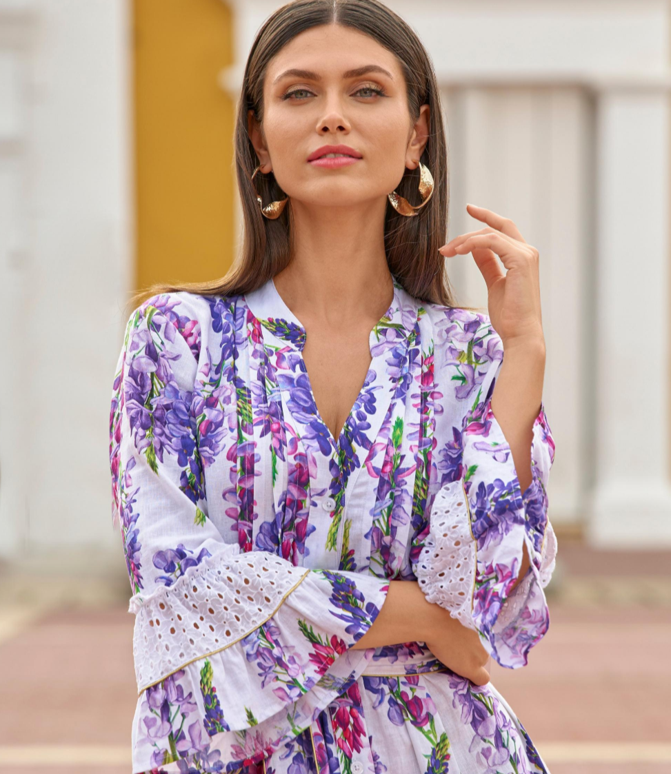 Vestido Boston Proper con estampado Wisteria Wonder y paneles calados en A, con volantes, Talla 8