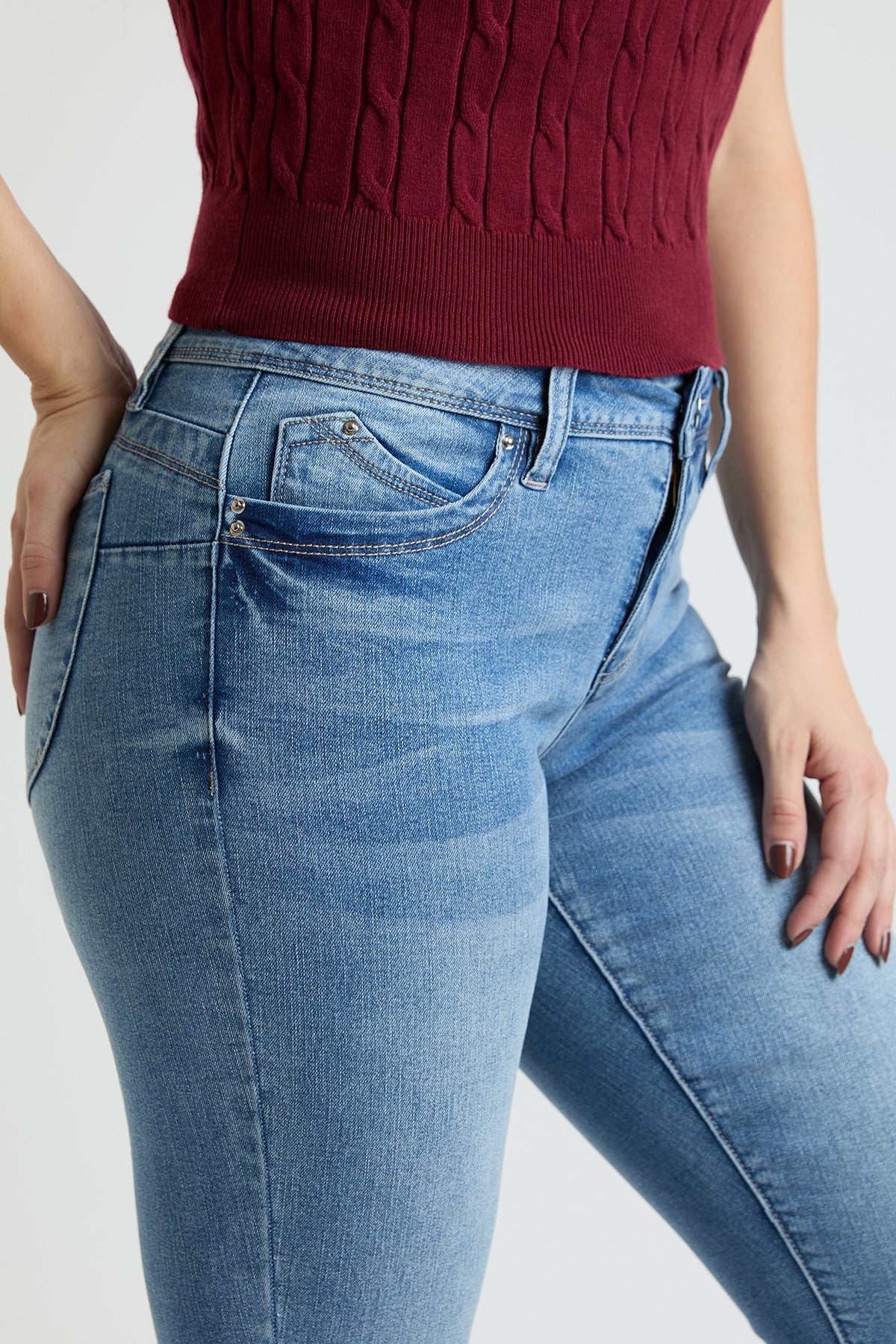 Vaqueros ajustados de tiro alto Curve Confidence para mujer