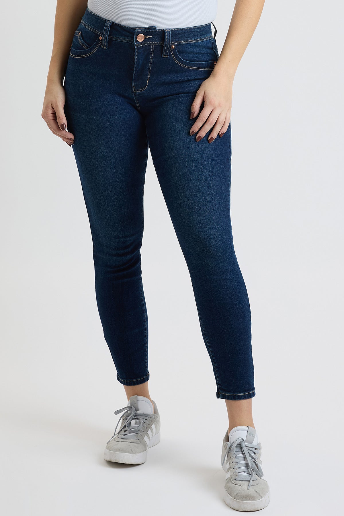 Vaqueros ajustados de tiro alto Curve Confidence para mujer