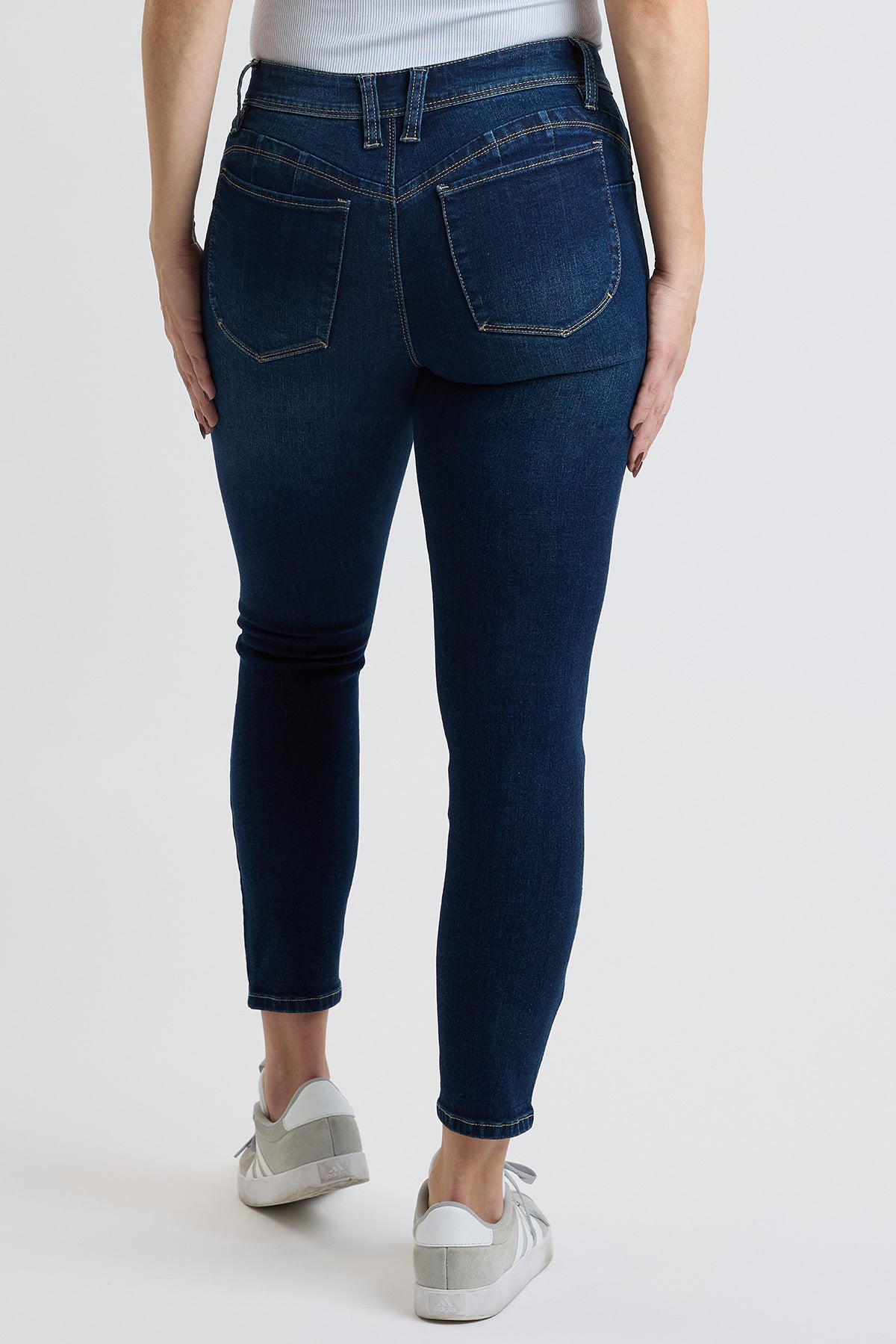 Vaqueros ajustados de tiro alto Curve Confidence para mujer