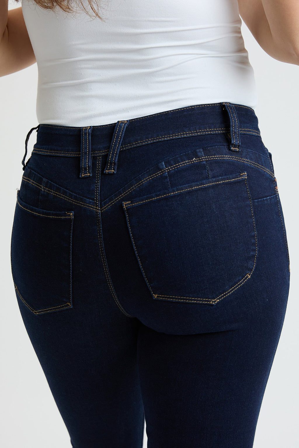 Vaqueros ajustados de tiro alto Curve Confidence para mujer