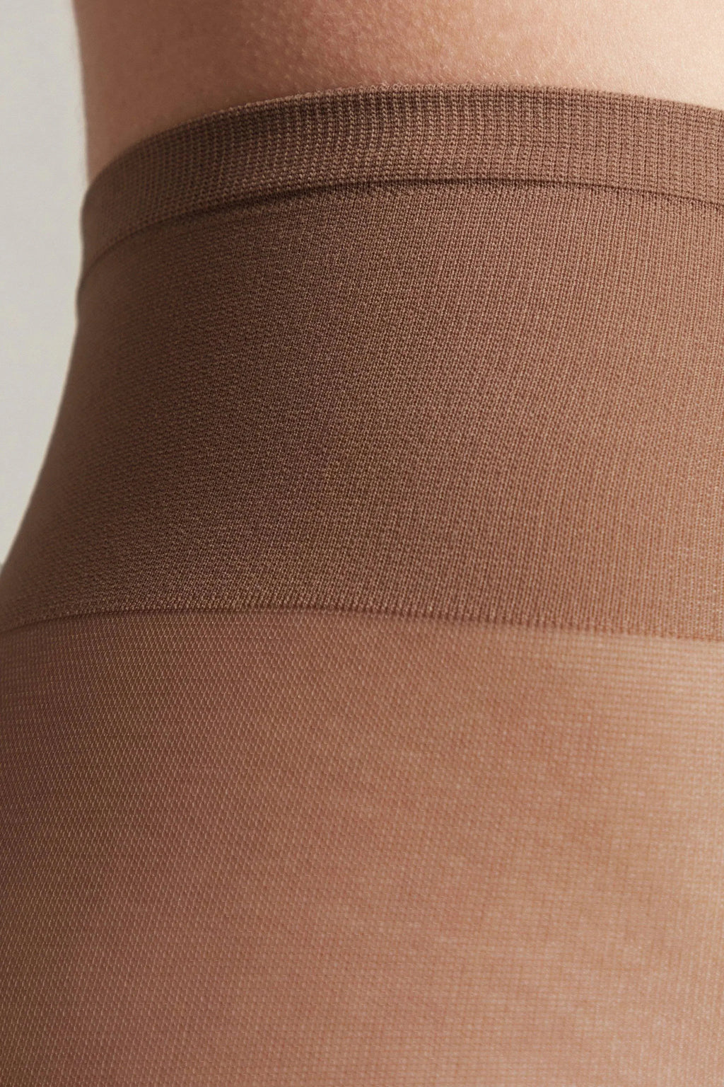 Medias Conte Top Soft 40 Den - Ajuste Regulable para Pieles Sensibles