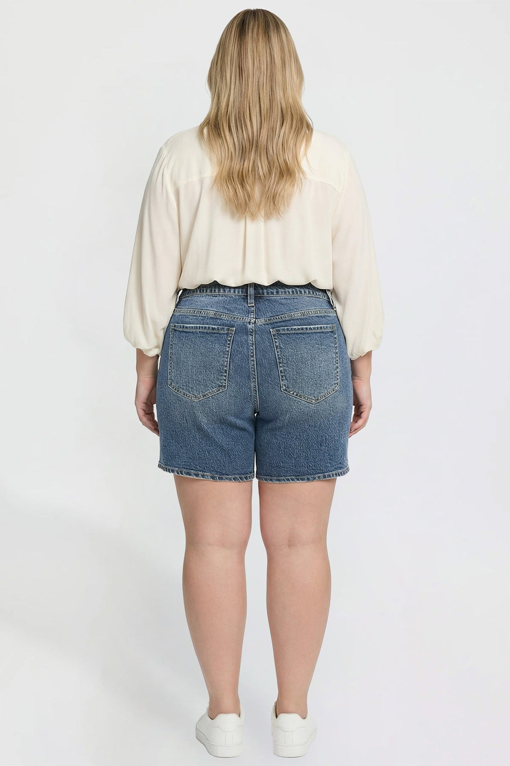 Women's Plus Luxe Essential Short