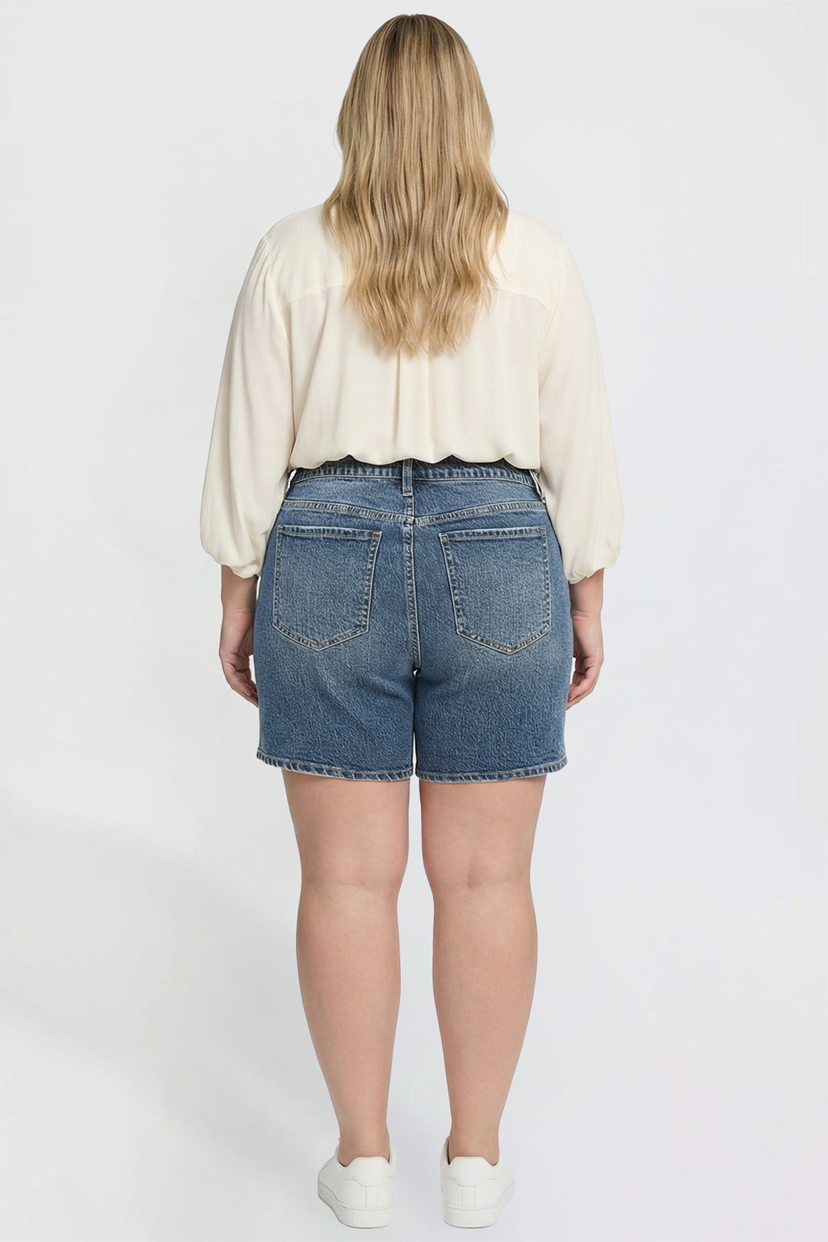 Women's Plus Luxe Essential Short