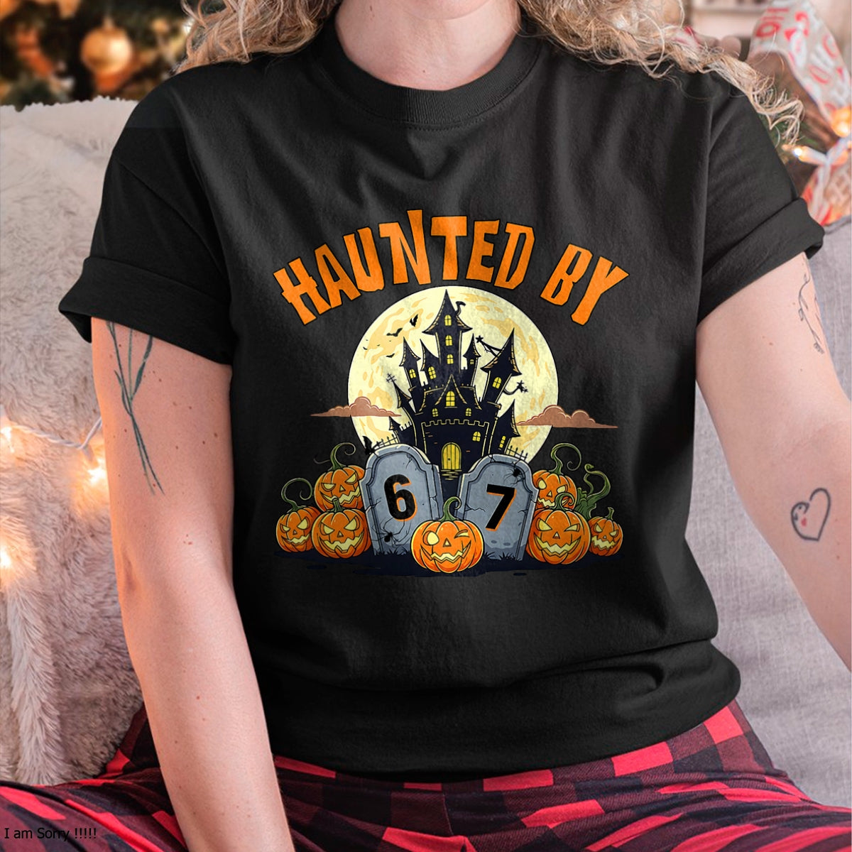 67 gracioso seis siete Gen Alpha Z Halloween 67 perseguido por 67 camiseta - Sudadera con capucha unisex de Halloween - NGHL00