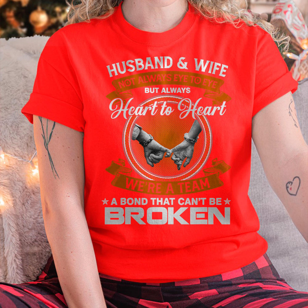 Esposo y esposa - Regalo para la esposa del esposo - NGHL00 (SKU-T0507-WIFE)