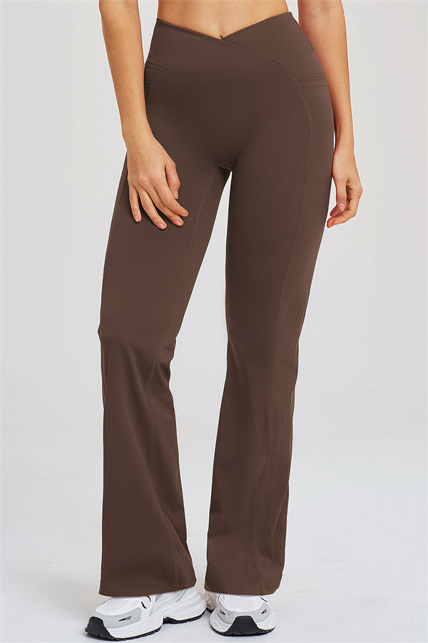 El conjunto de 3 piezas Sizzle Zip Jacket Sports Bra Flared Leggings