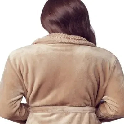 Bata de baño ultrasuave de felpa para mujer