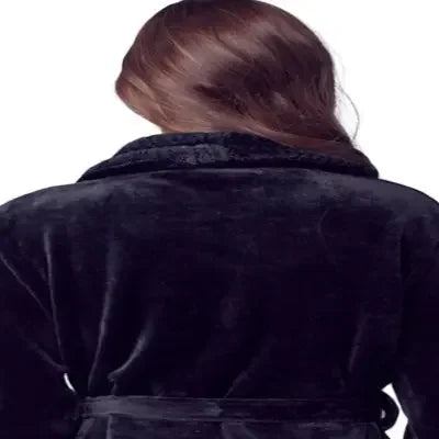 Bata de baño ultrasuave de felpa para mujer