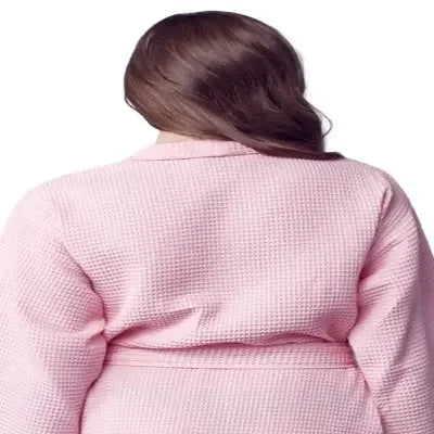 Bata gofrada hasta la rodilla para mujer