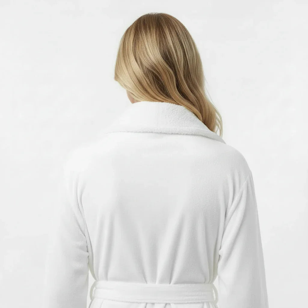 Bata de baño ultrasuave de felpa para mujer