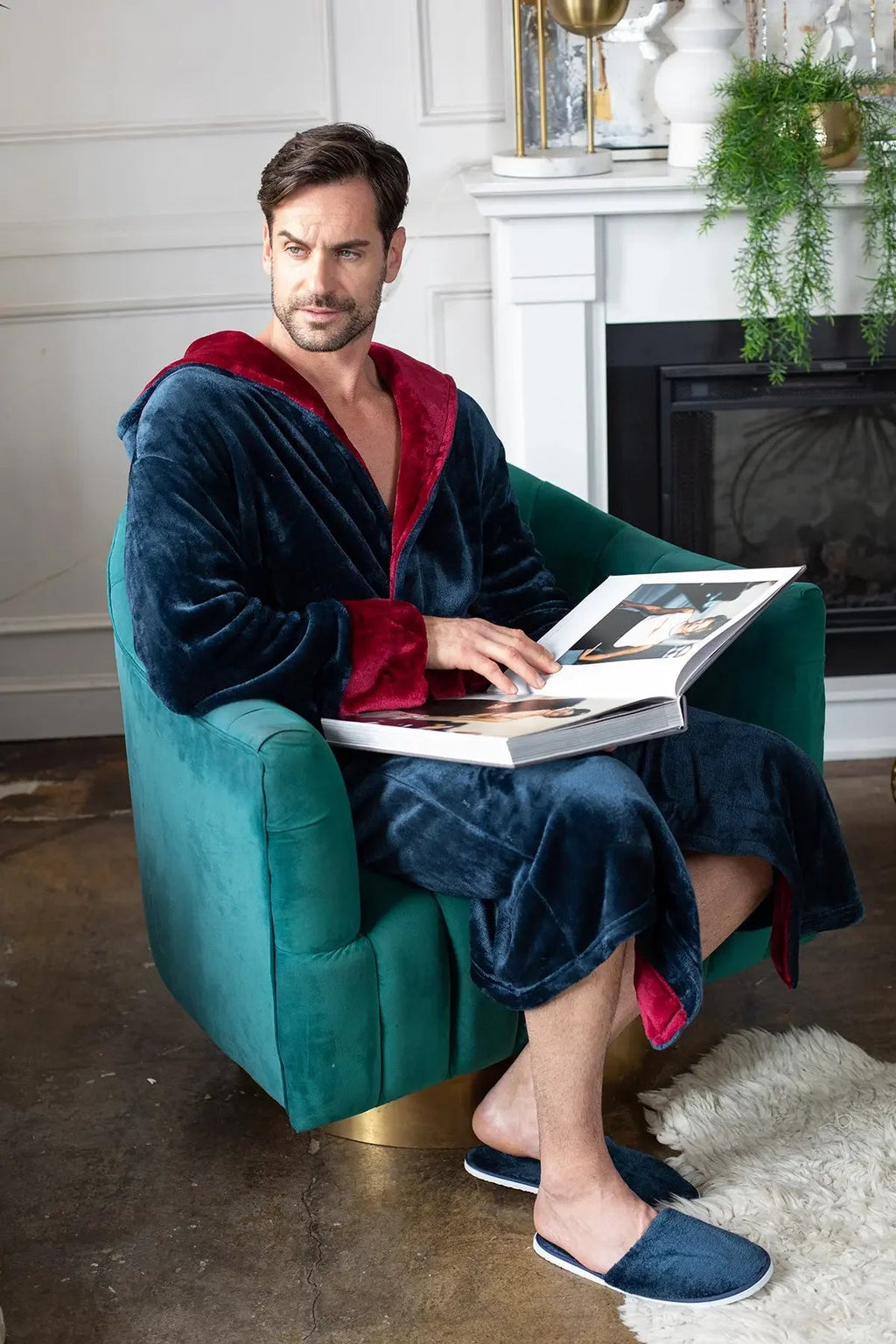 Bata de Hombre con Capucha – Confort de Felpa Ultra Suave para Uso Diario